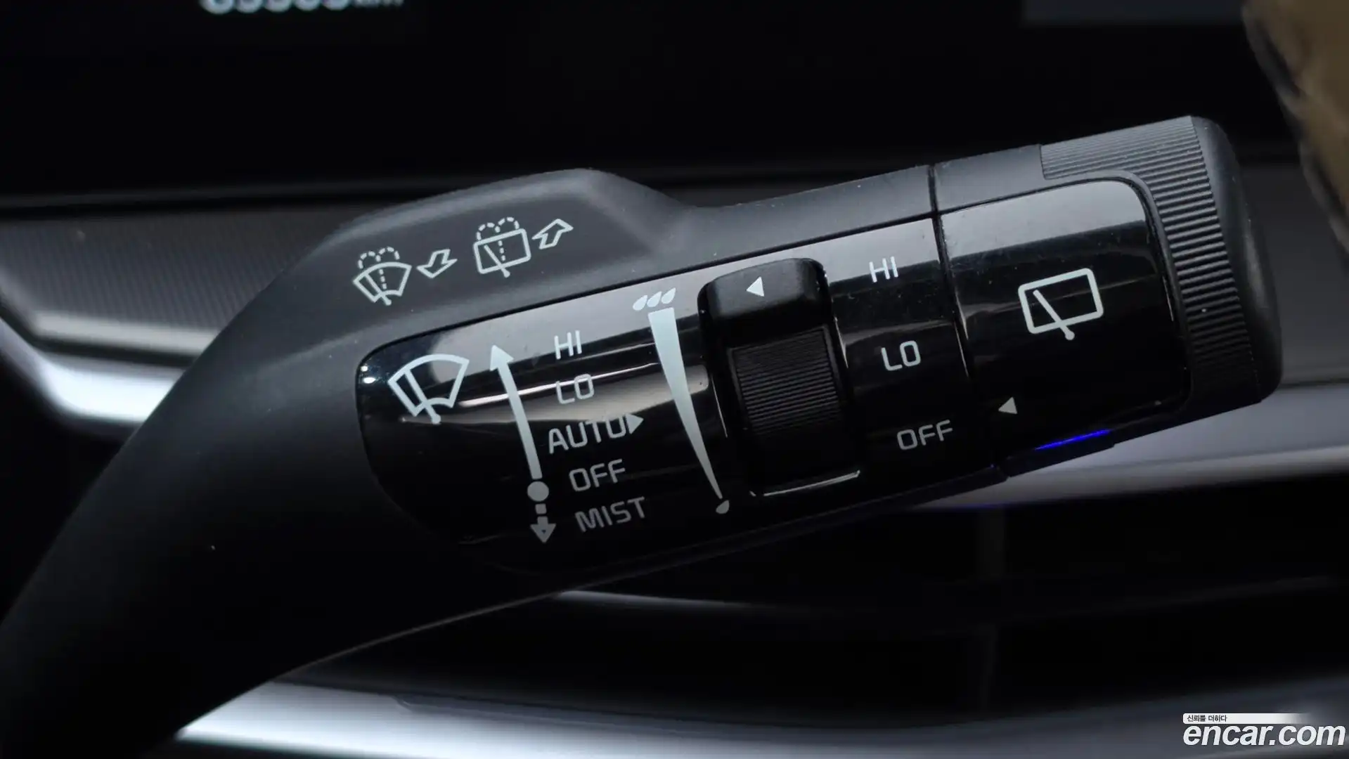 Sorento Kia 2023.8-OPTION-046