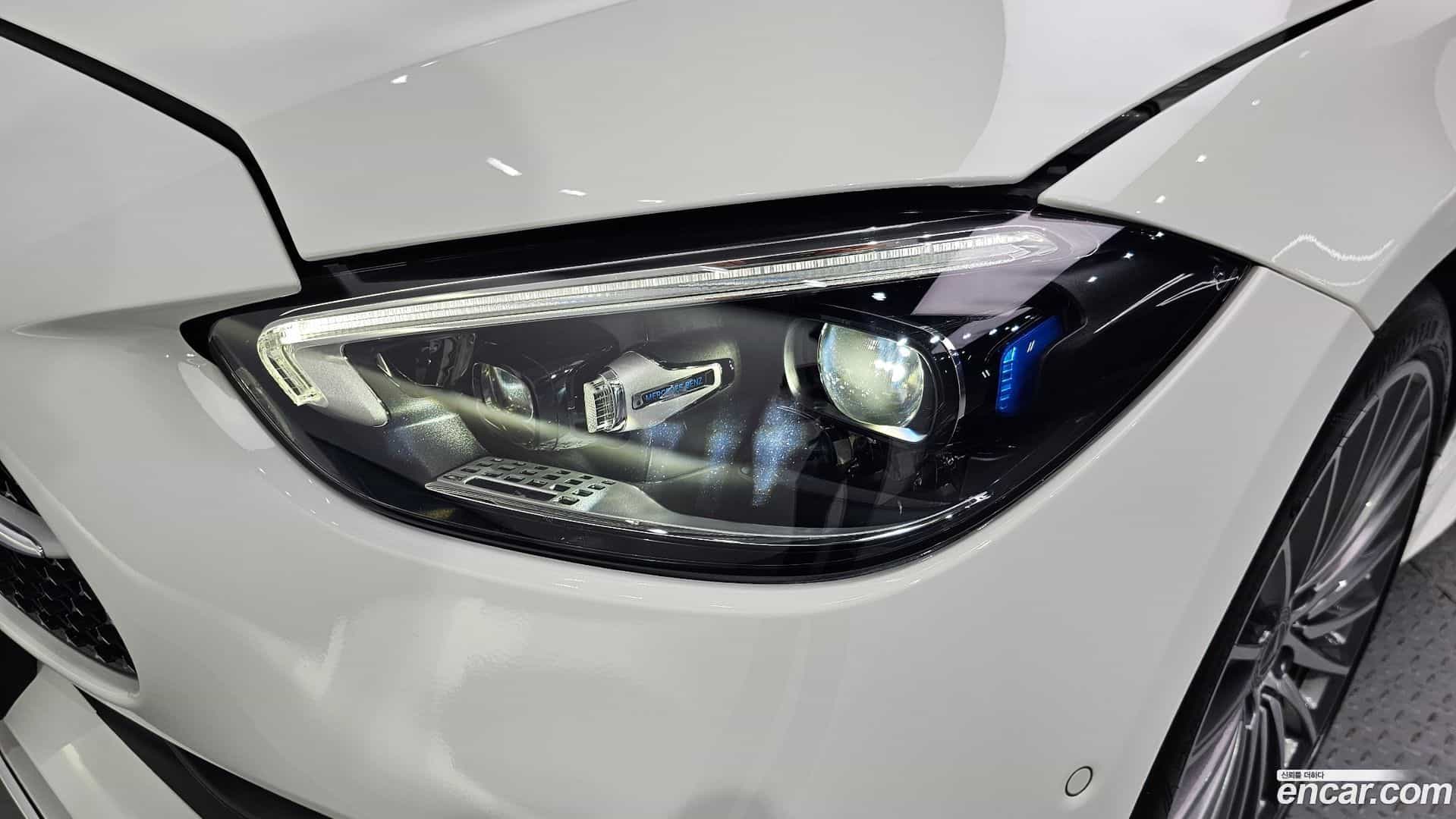 C-Class Mercedes-Benz 2023.4-OUTER-032