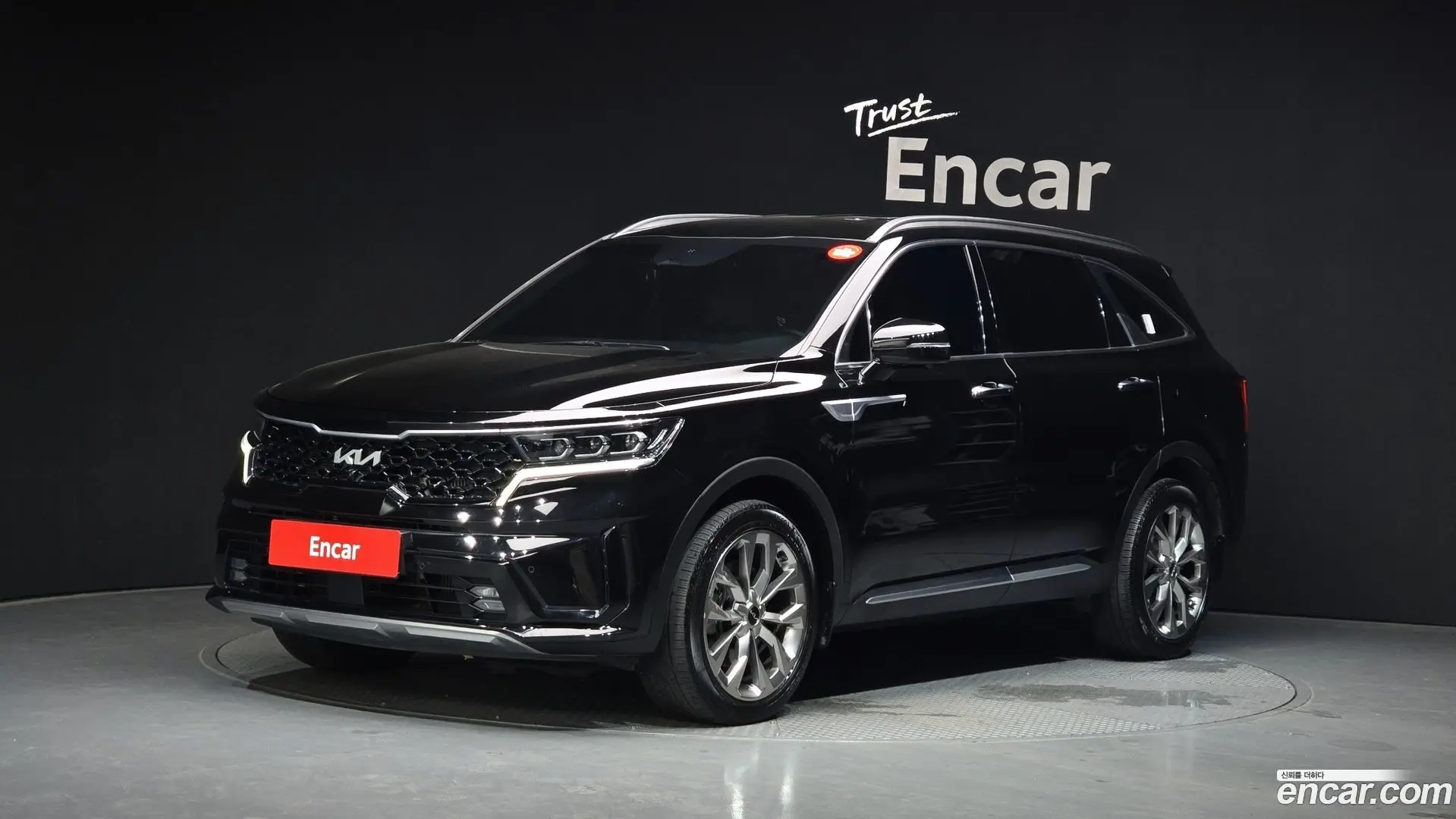 Main__Slider__Photo:Sorento Kia 2023.4-0
