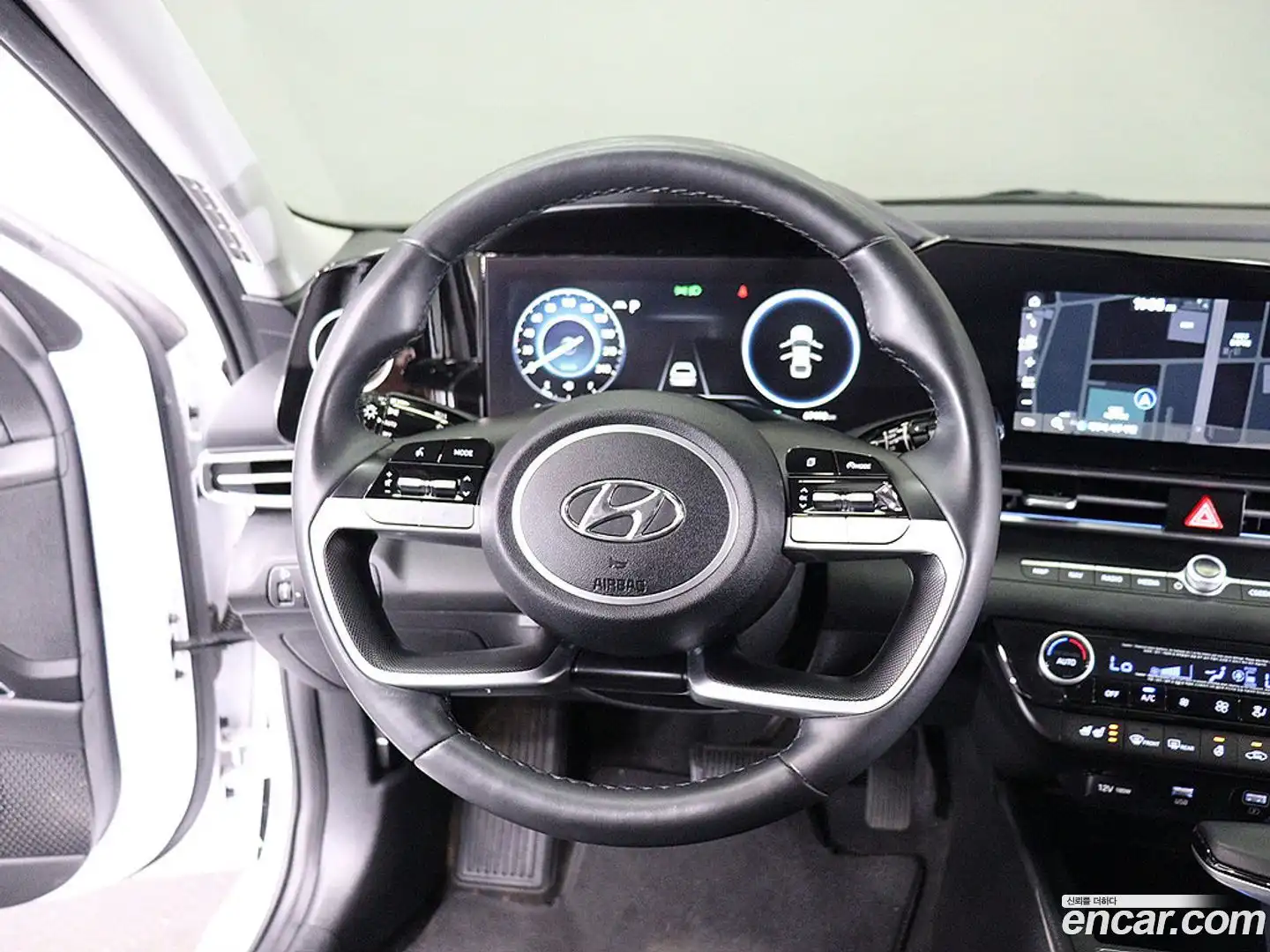 AVANTE Hyundai 2021.0-OPTION-015