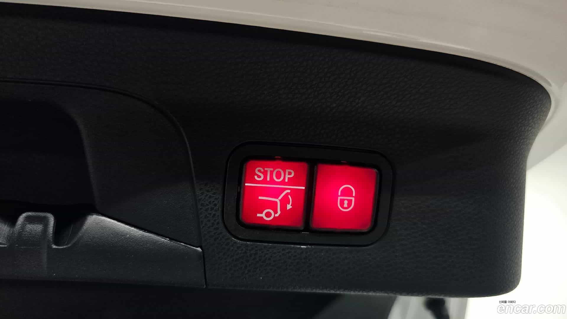 GLC-Class Mercedes-Benz 2019.3-OPTION-024