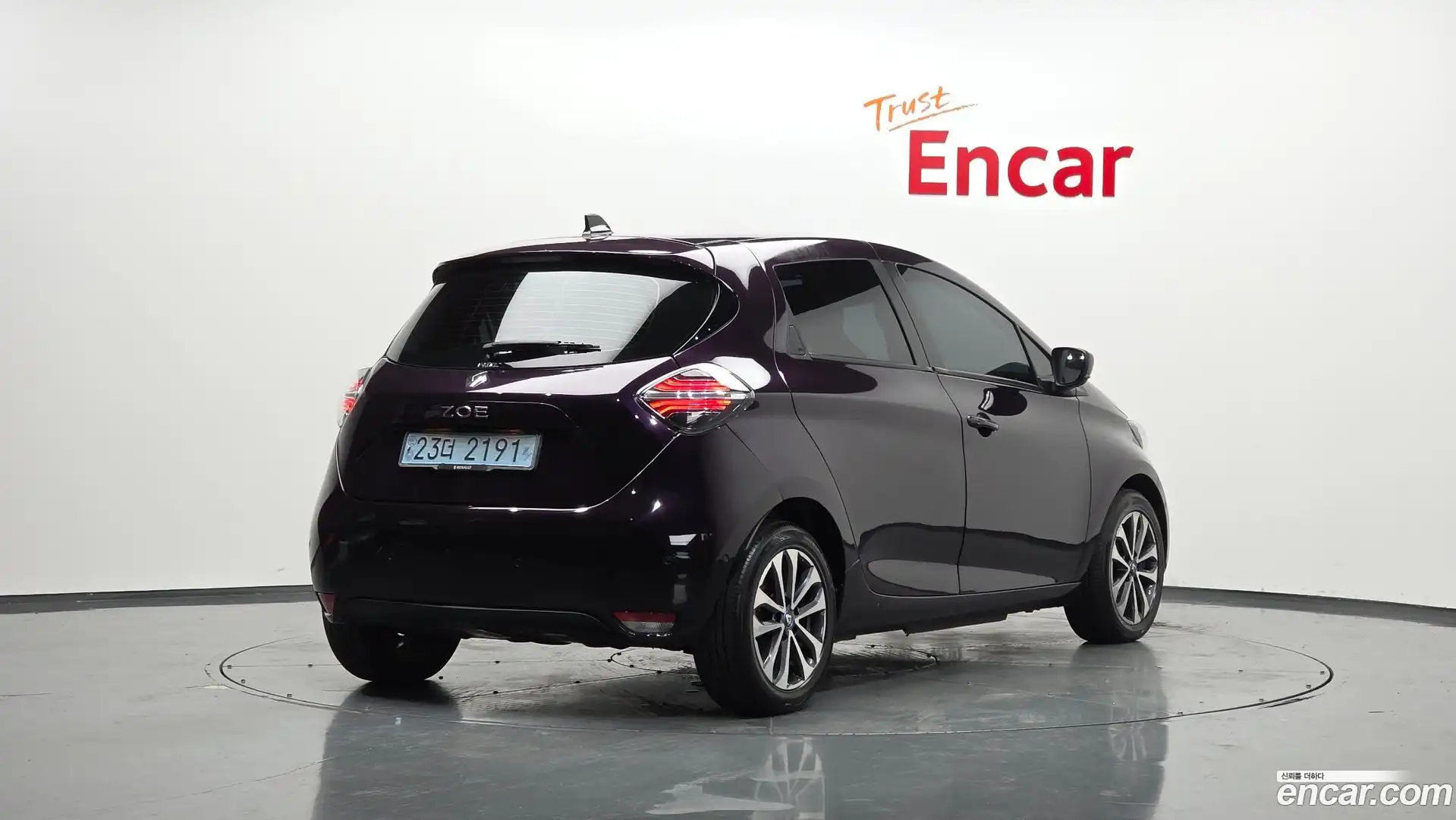 Zoe Renault Korea 2021.11-OUTER-002