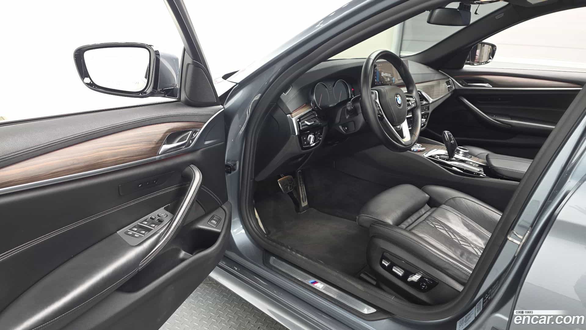 5-Series BMW 2018.3-INNER-010