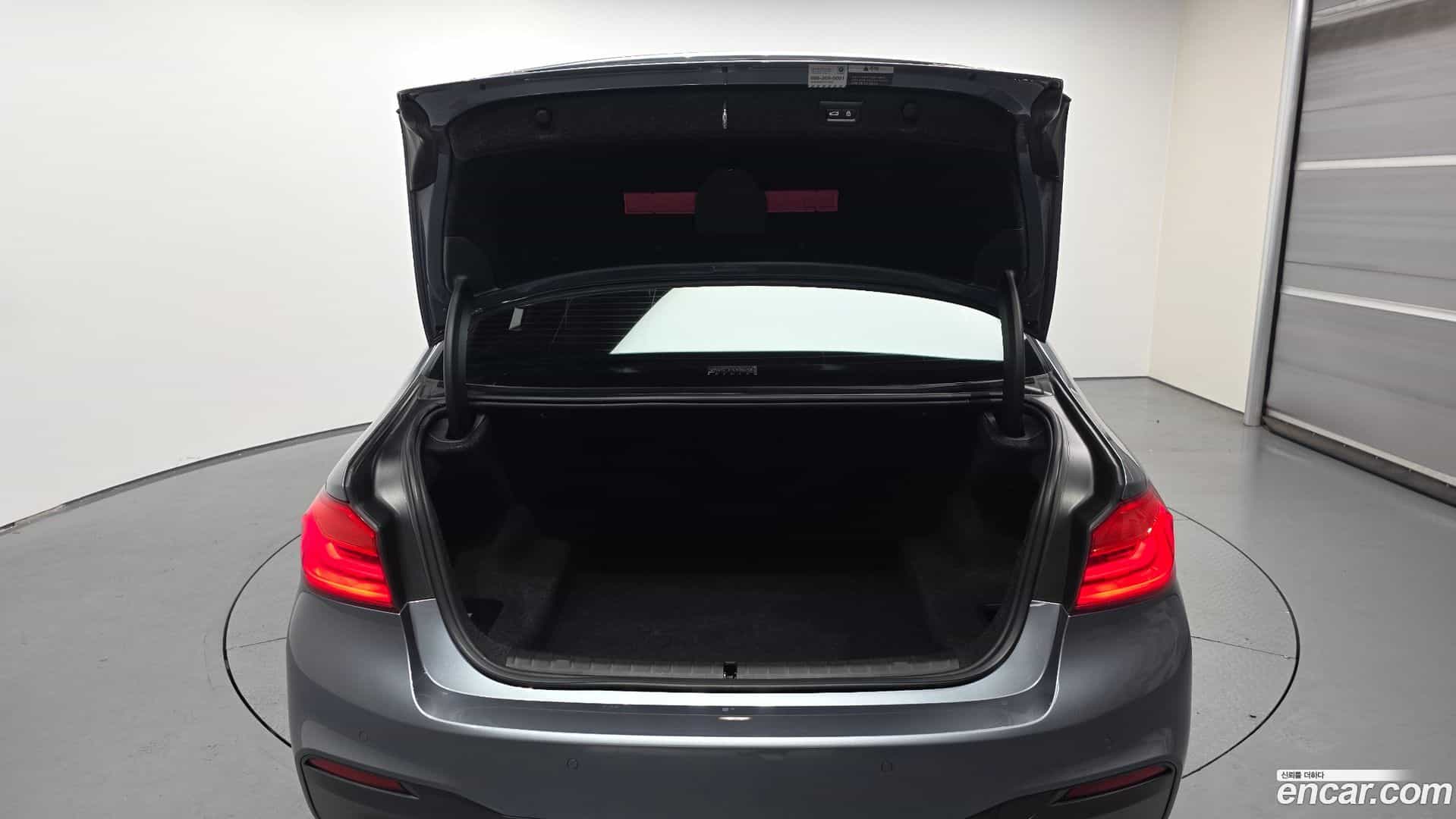 5-Series BMW 2018.3-OPTION-024