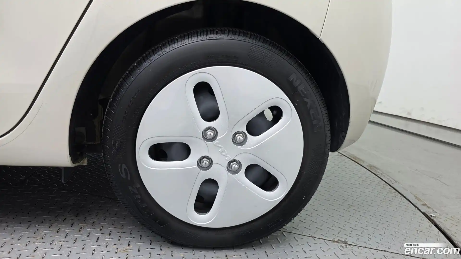RAY Kia 2024.4-OUTER-031