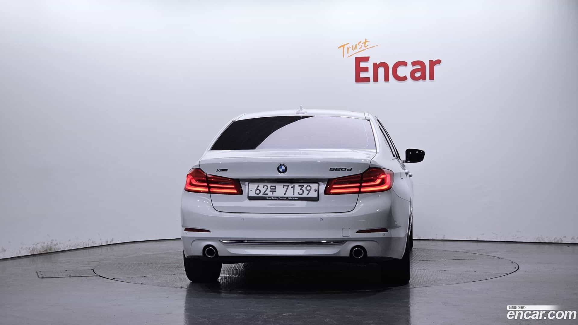 5-Series BMW 2018.5-OUTER-004