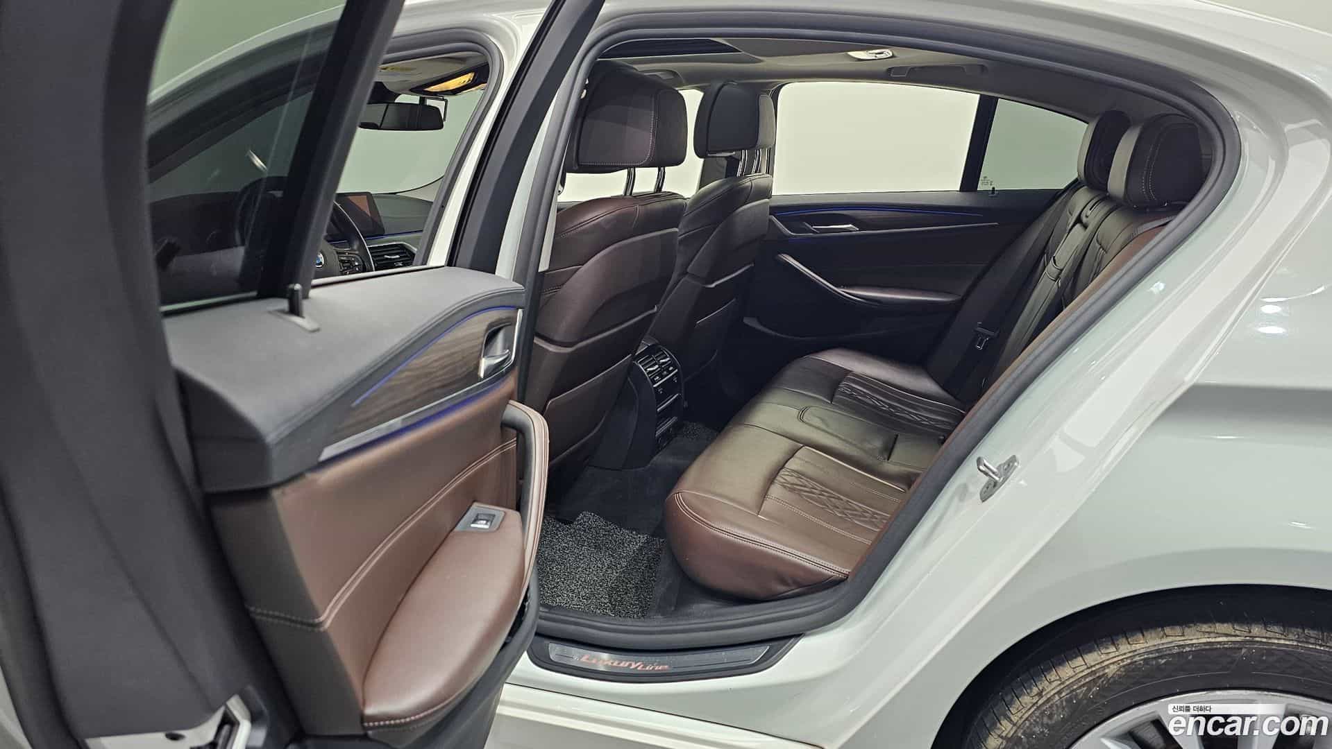 5-Series BMW 2018.5-INNER-036