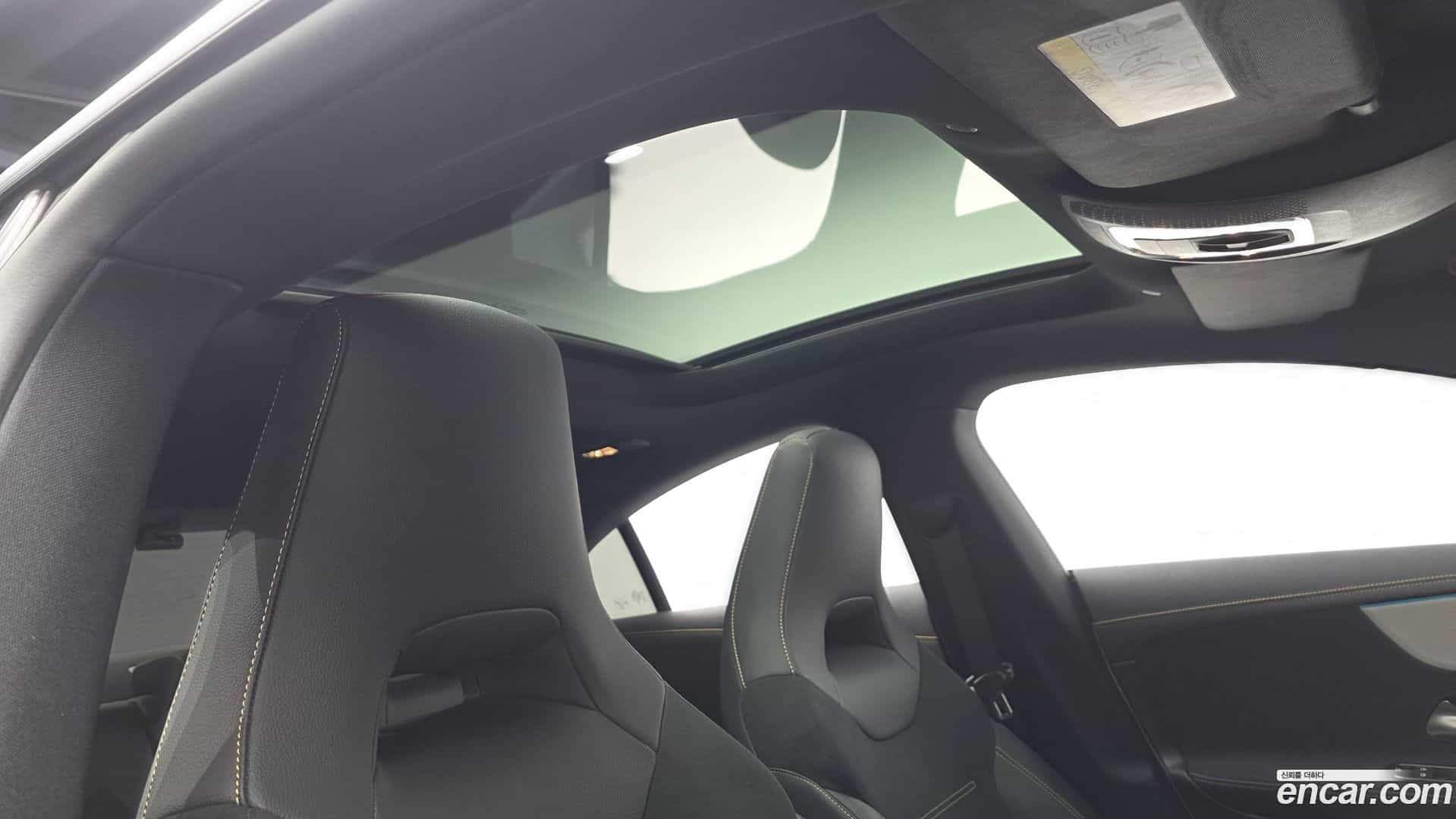 CLA-Class Mercedes-Benz 2023.11-OPTION-020