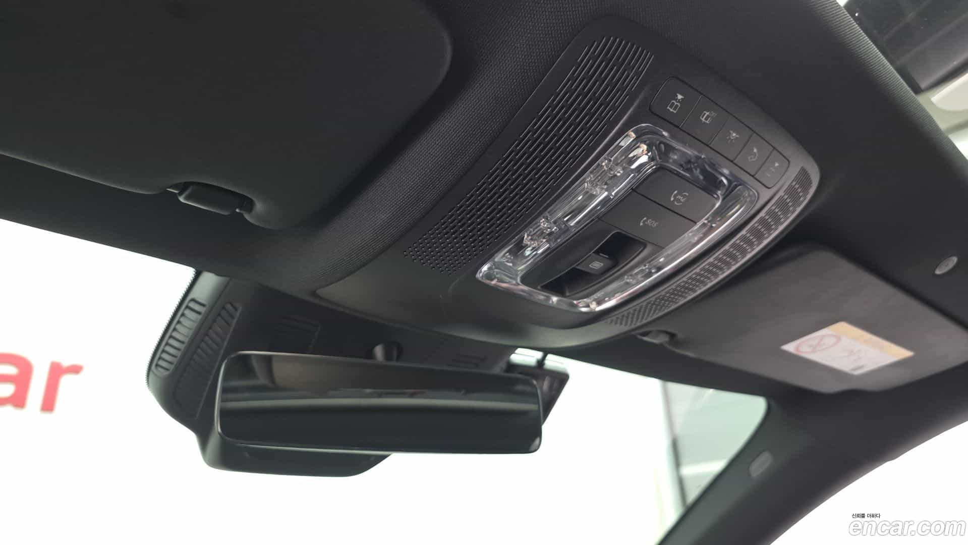 CLA-Class Mercedes-Benz 2023.11-OPTION-022