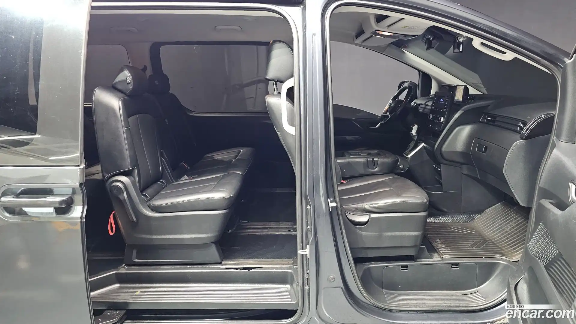 Staria Hyundai 2022.4-OPTION-022