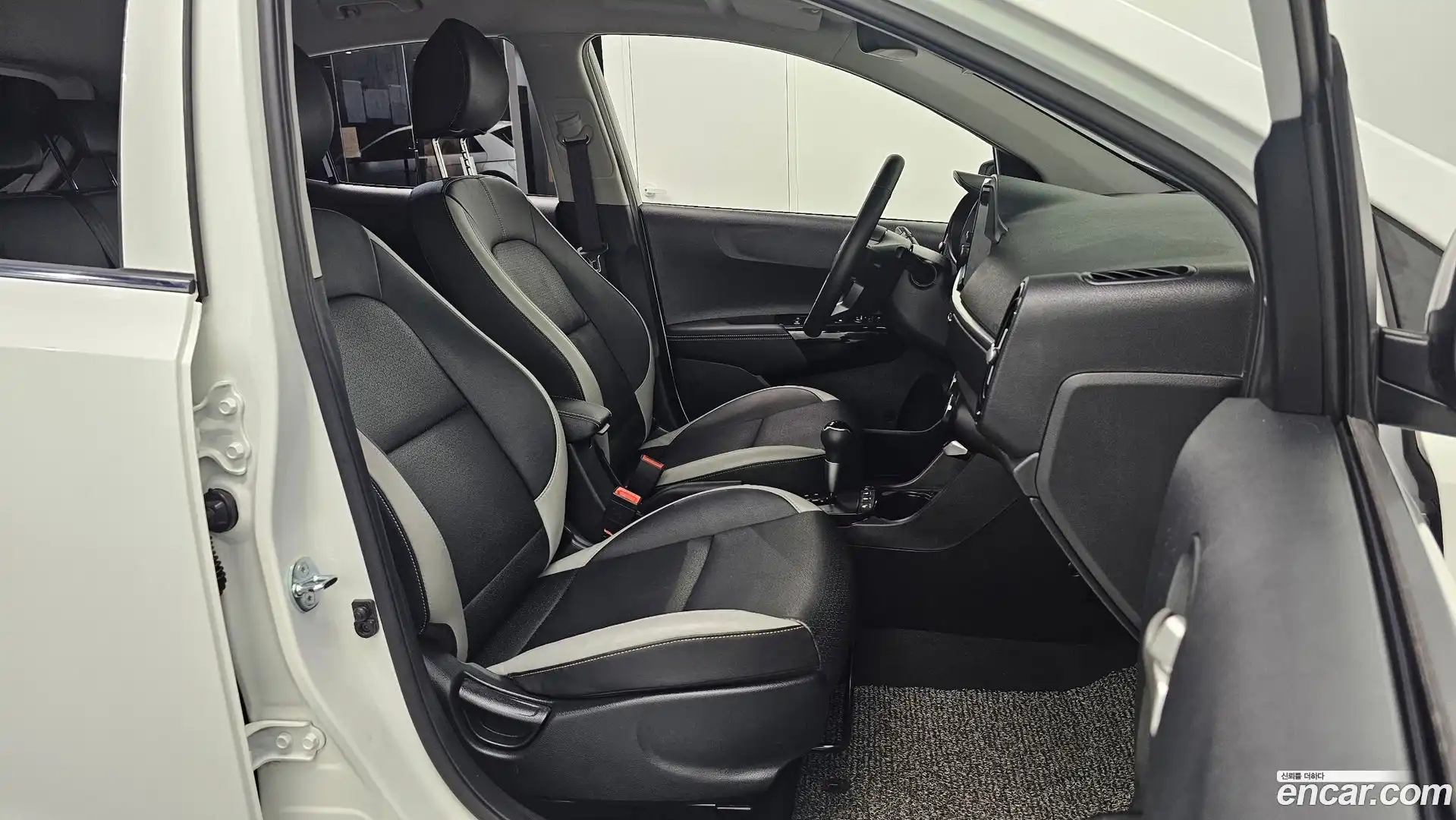 morning Kia 2023.2-INNER-036