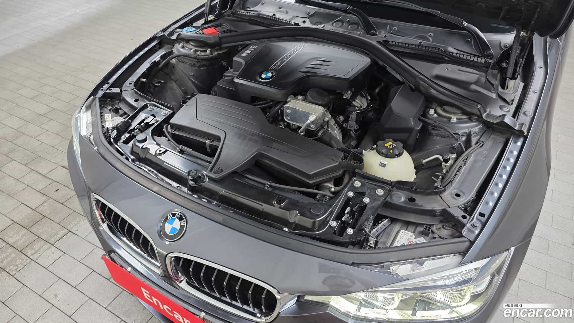3-Series BMW 2016.5-OUTER-006