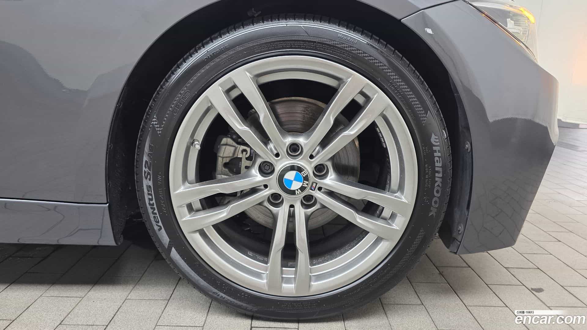 3-Series BMW 2016.5-OUTER-031