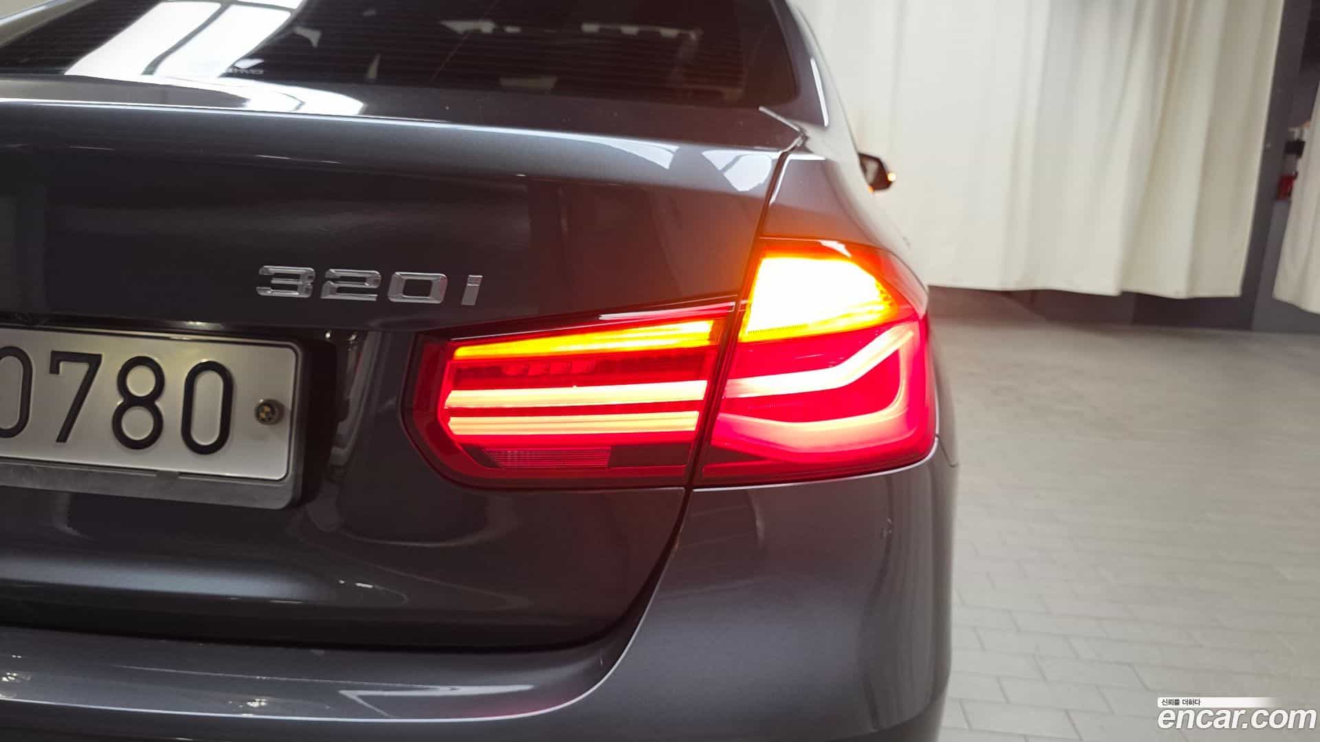 3-Series BMW 2016.5-OUTER-033