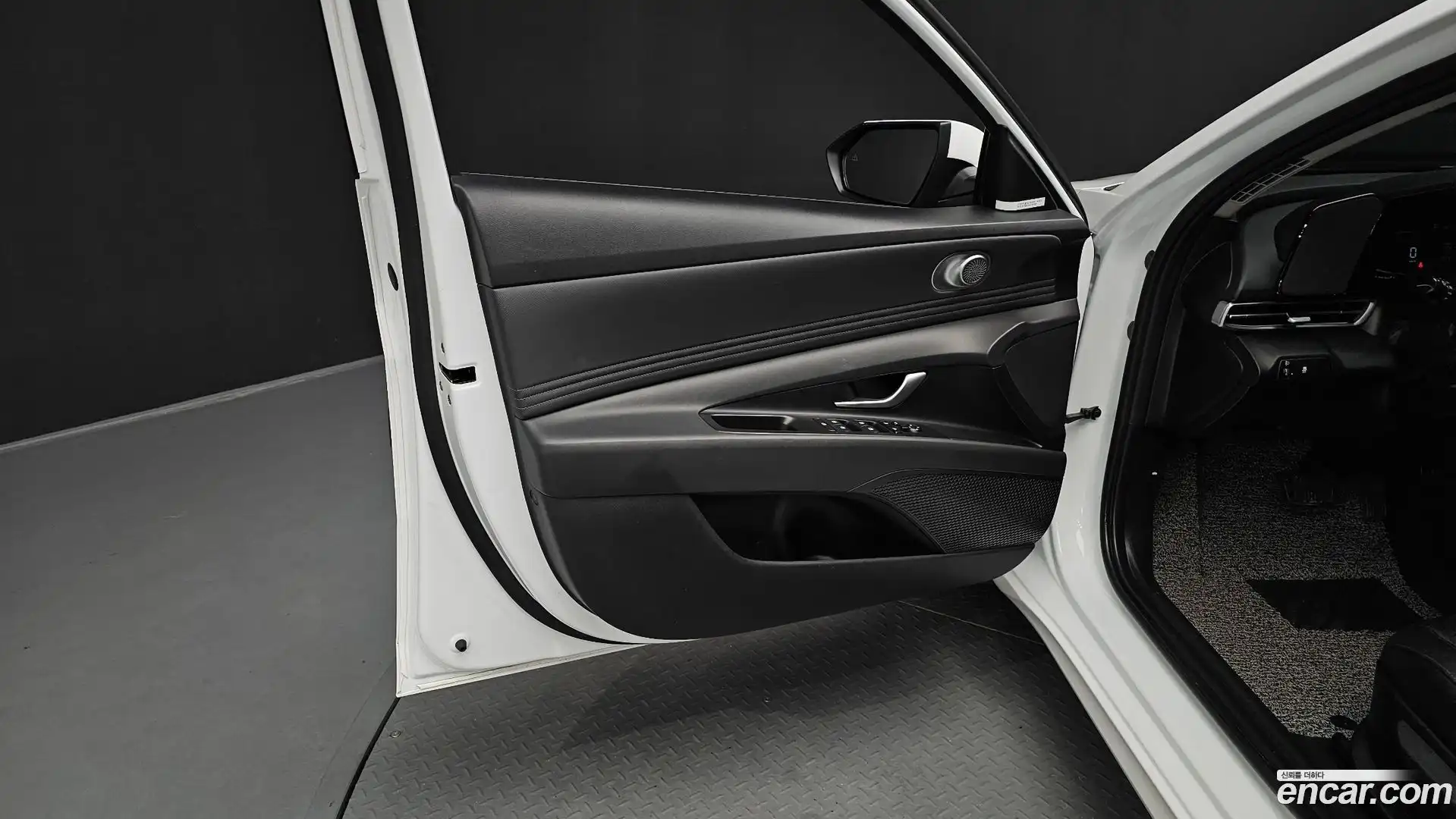 AVANTE Hyundai 2026.0-INNER-034