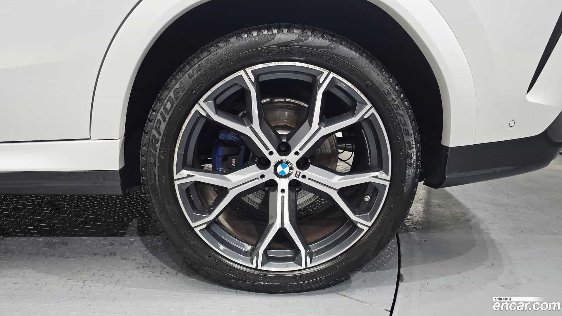 X6 BMW 2022.3-OUTER-031