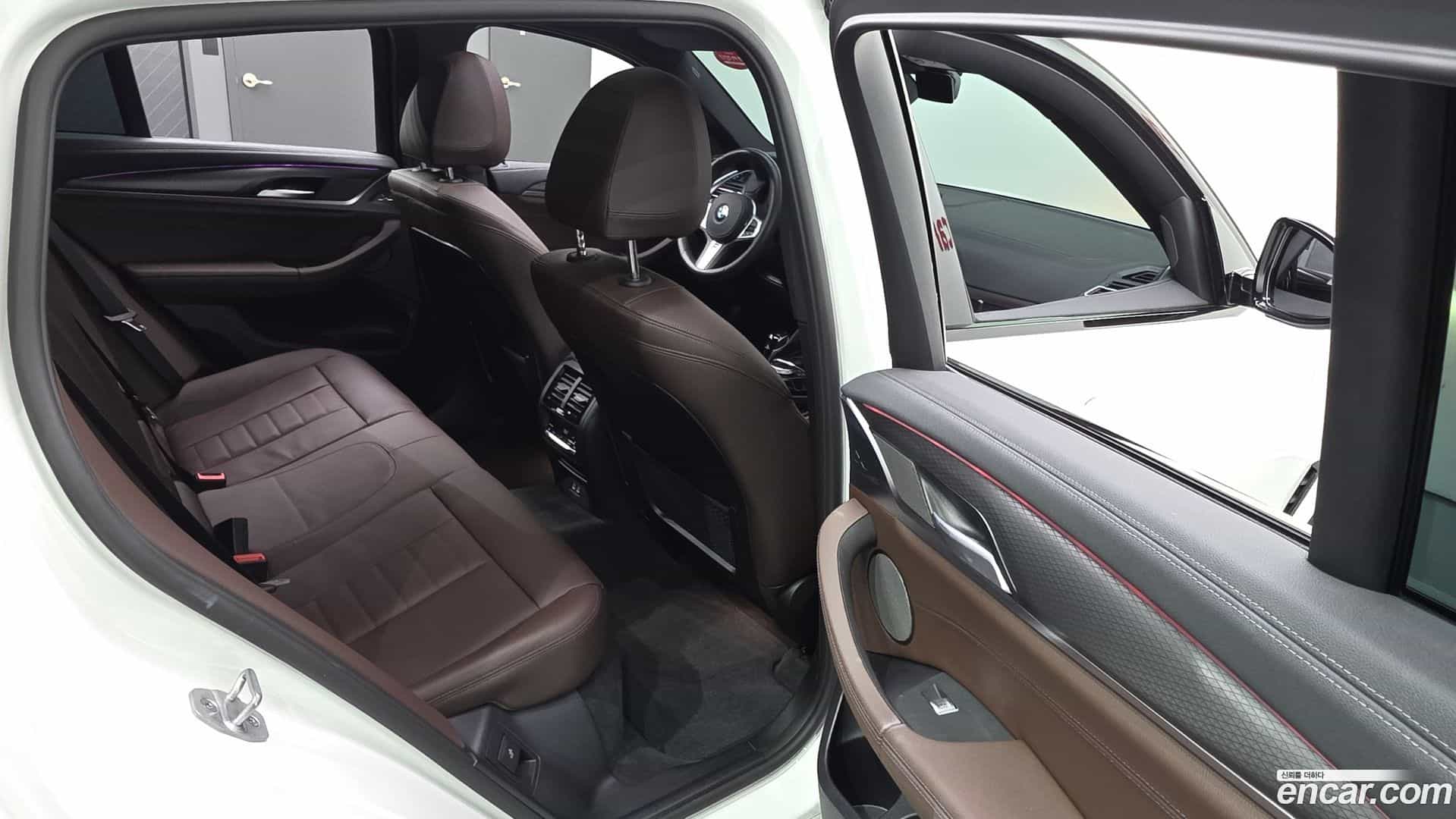 X4 BMW 2025.11-OPTION-015