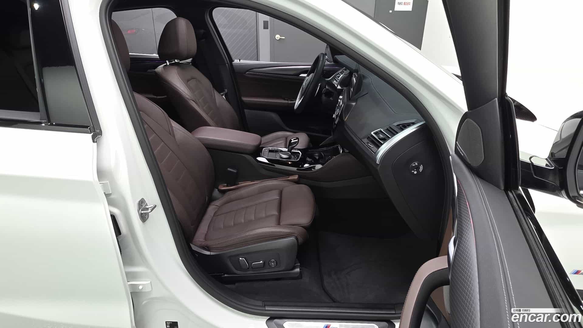 X4 BMW 2025.11-INNER-036