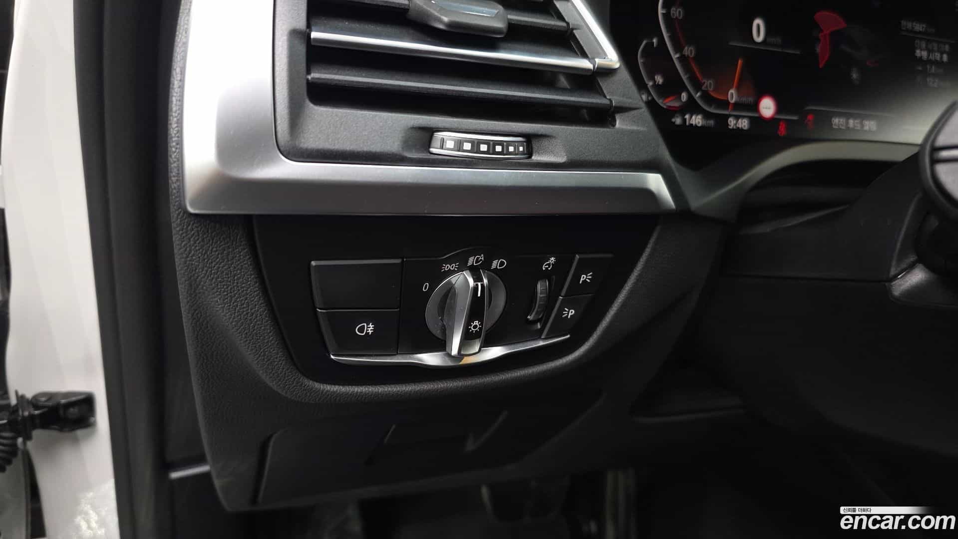 X4 BMW 2025.11-OPTION-040