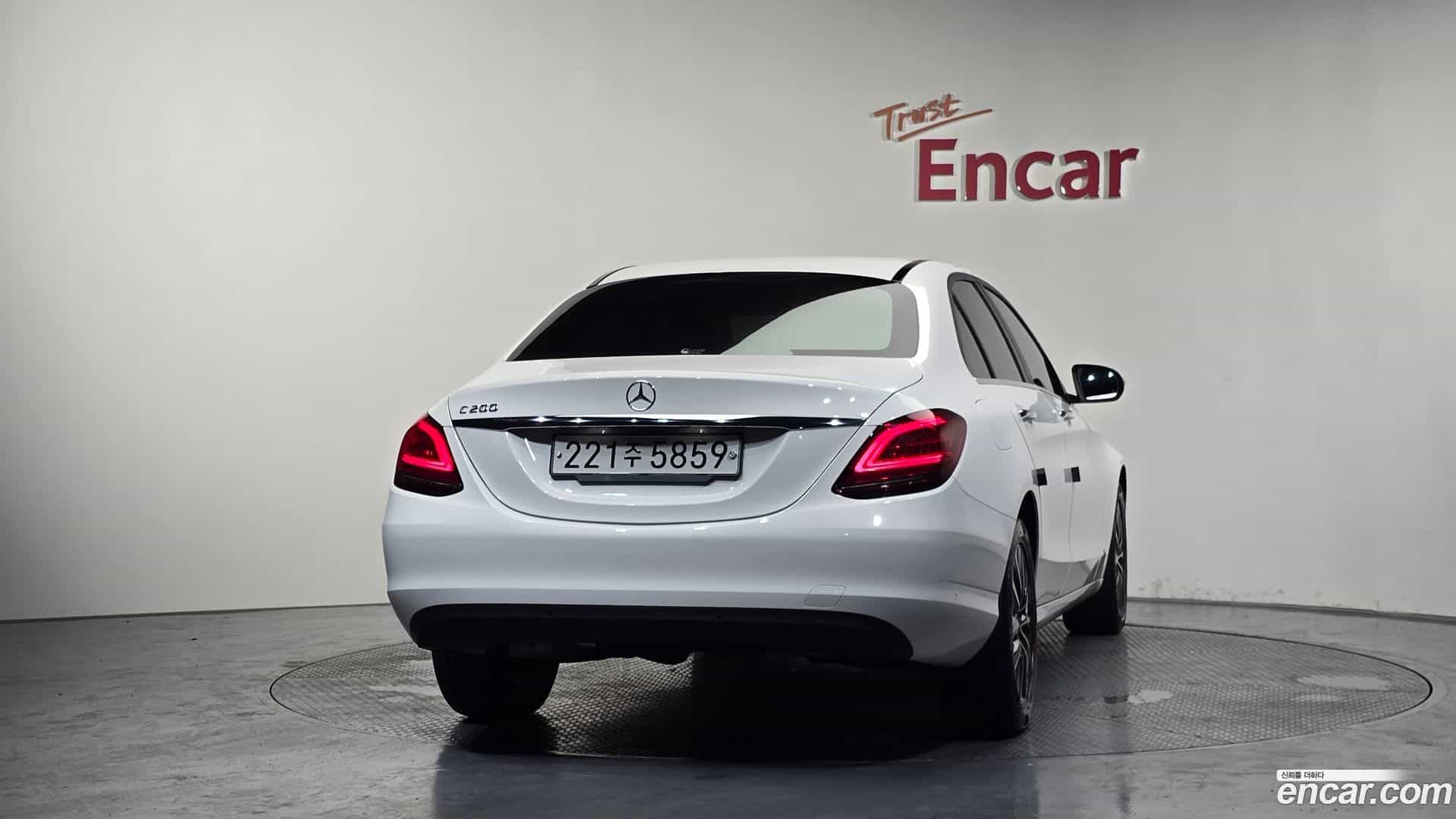 C-Class Mercedes-Benz 2019.9-OUTER-004