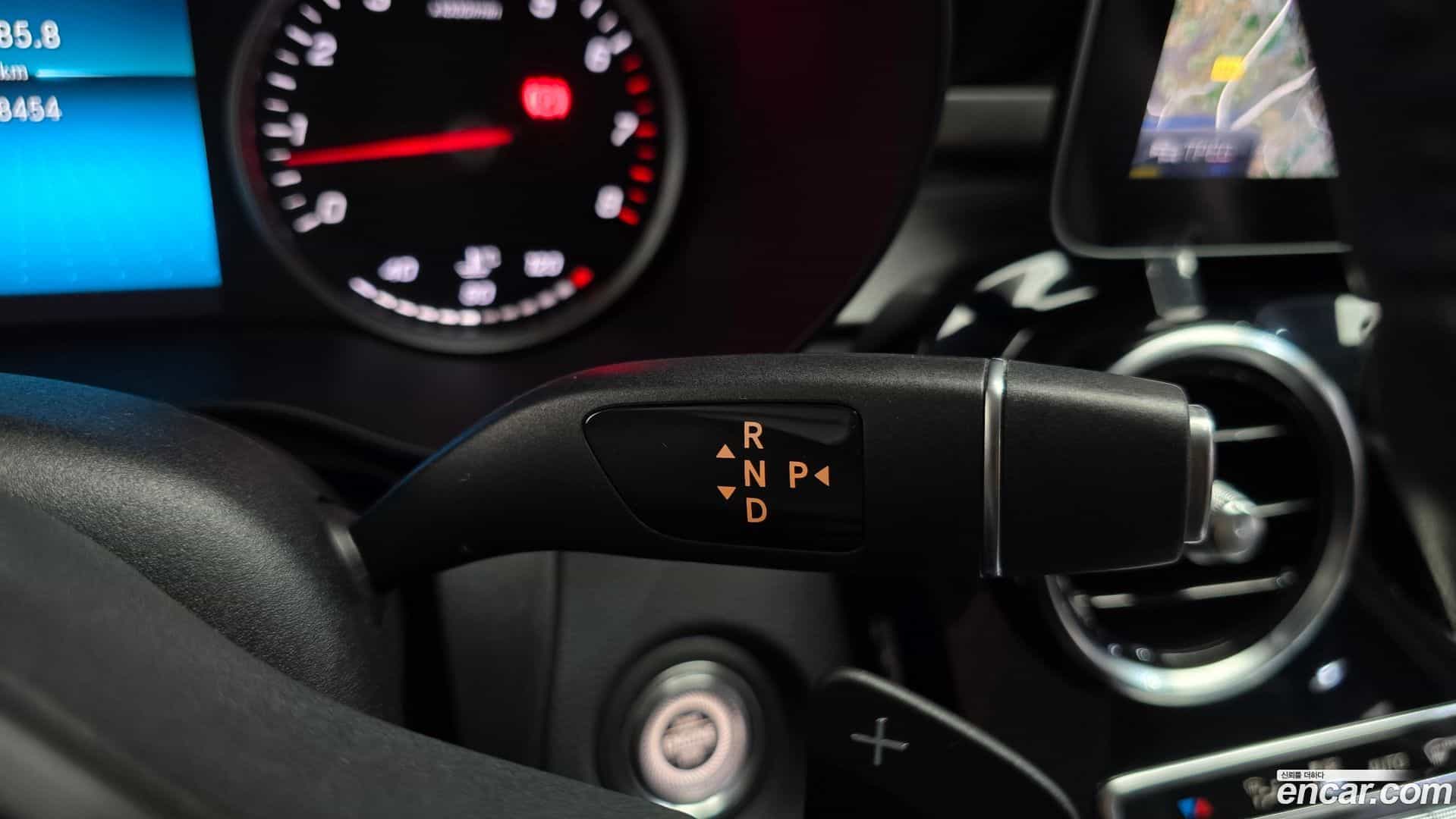 C-Class Mercedes-Benz 2019.9-INNER-009