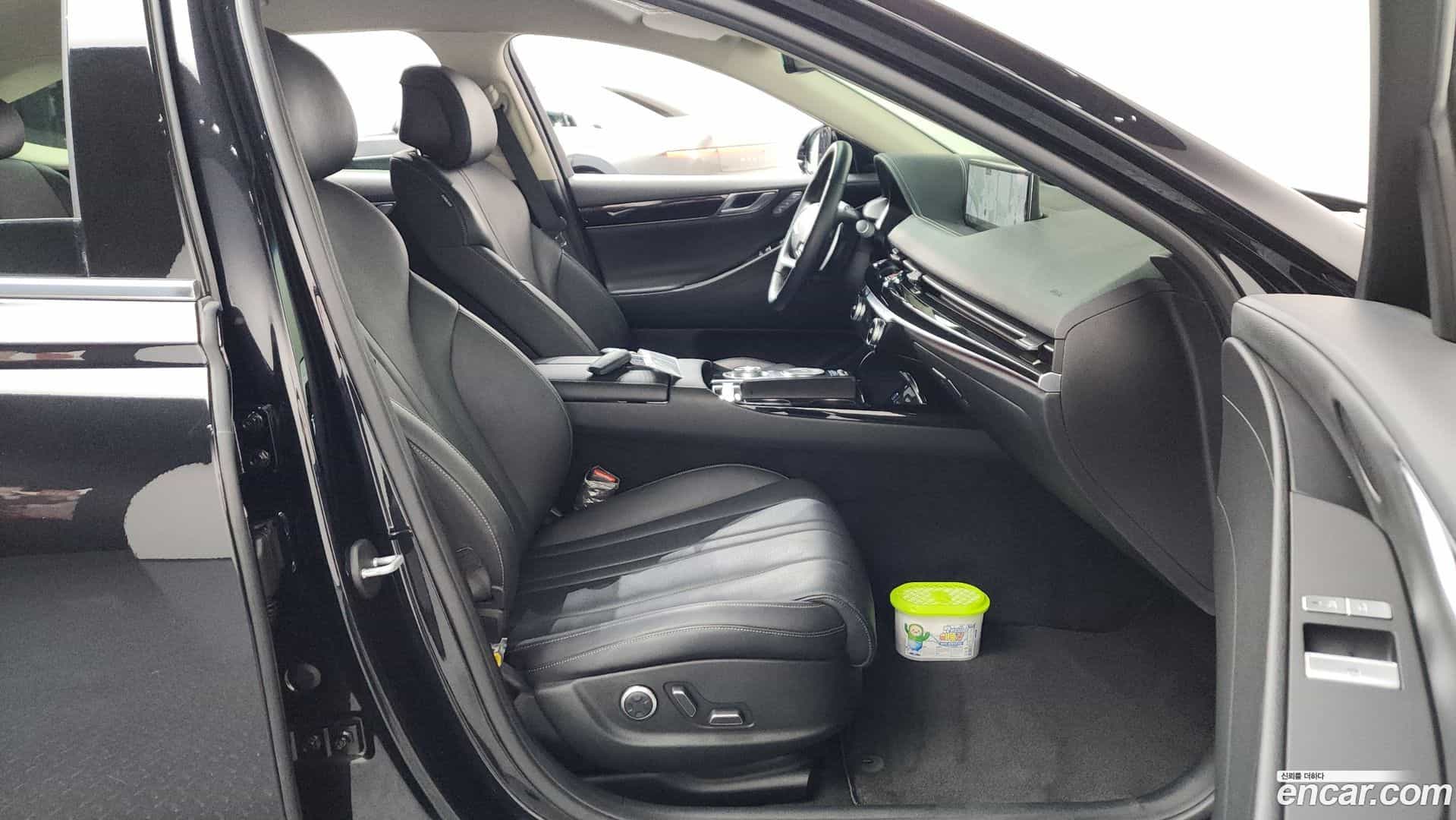 G80 Genesis 2021.3-INNER-036