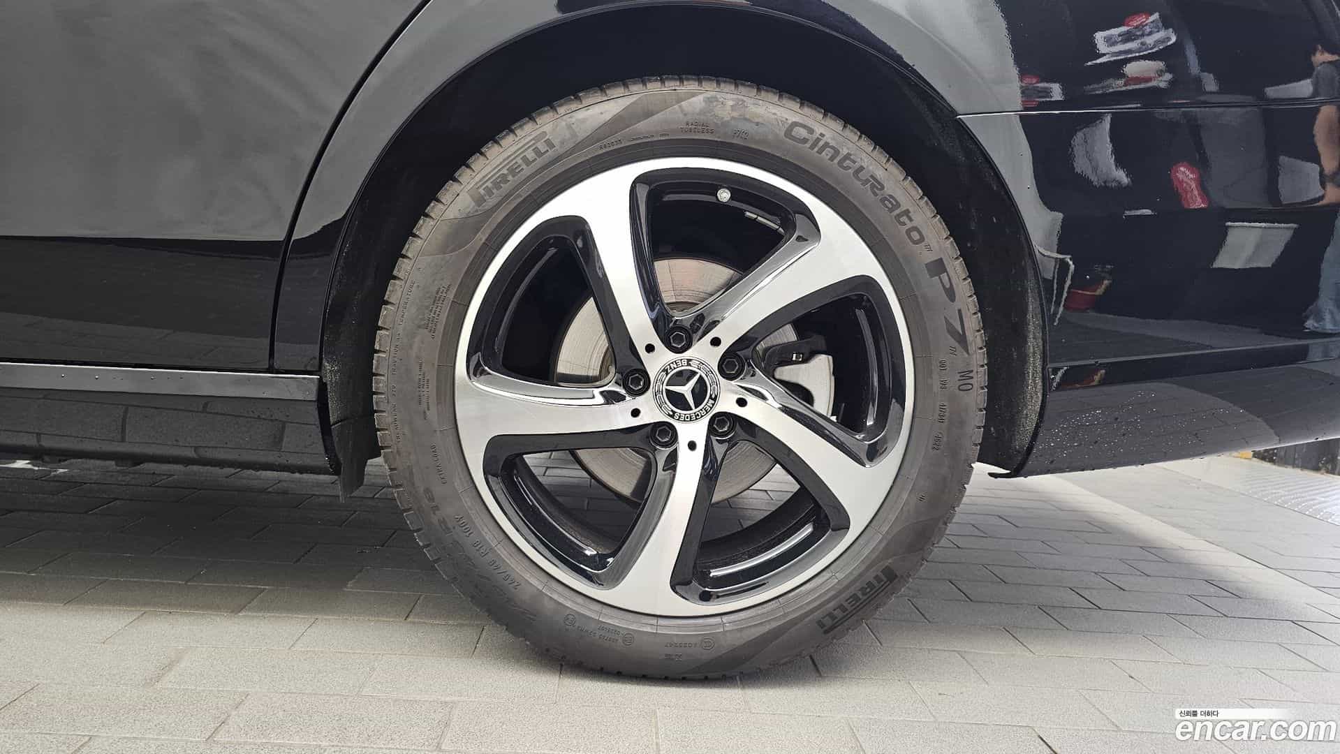 E-Class Mercedes-Benz 2020.6-OUTER-031
