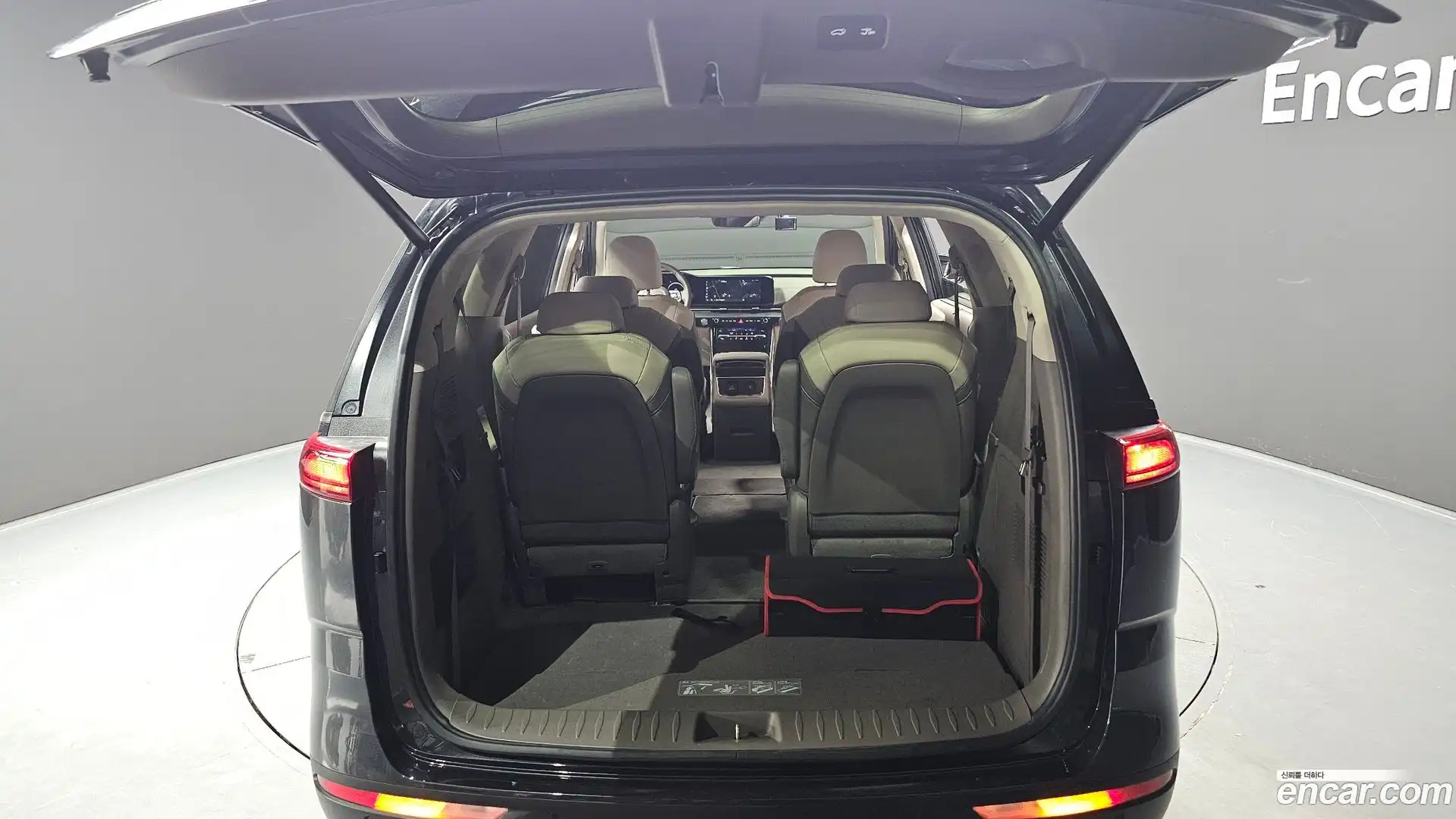 Canival Kia 2022.4-OPTION-024