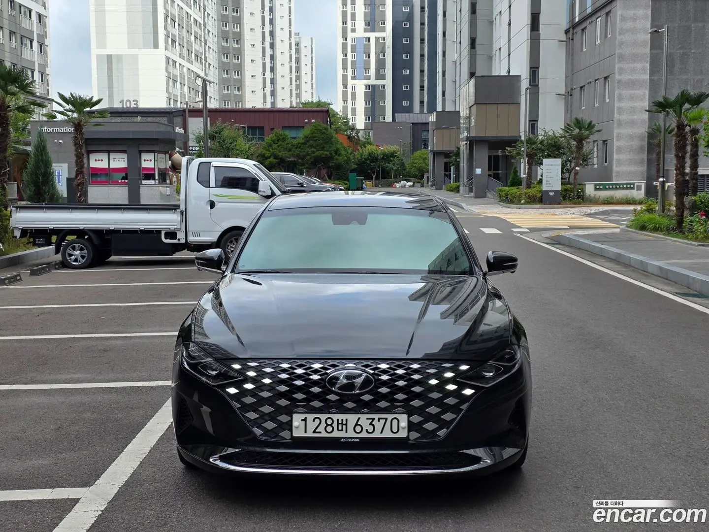 Main__Slider__Photo:Grandeur Hyundai 2020.0-0