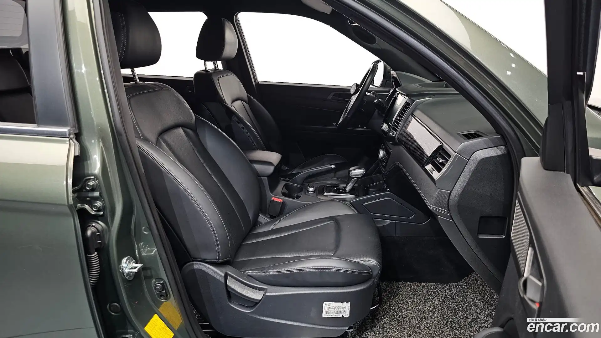Rexton KG Mobility 2021.6-OPTION-016