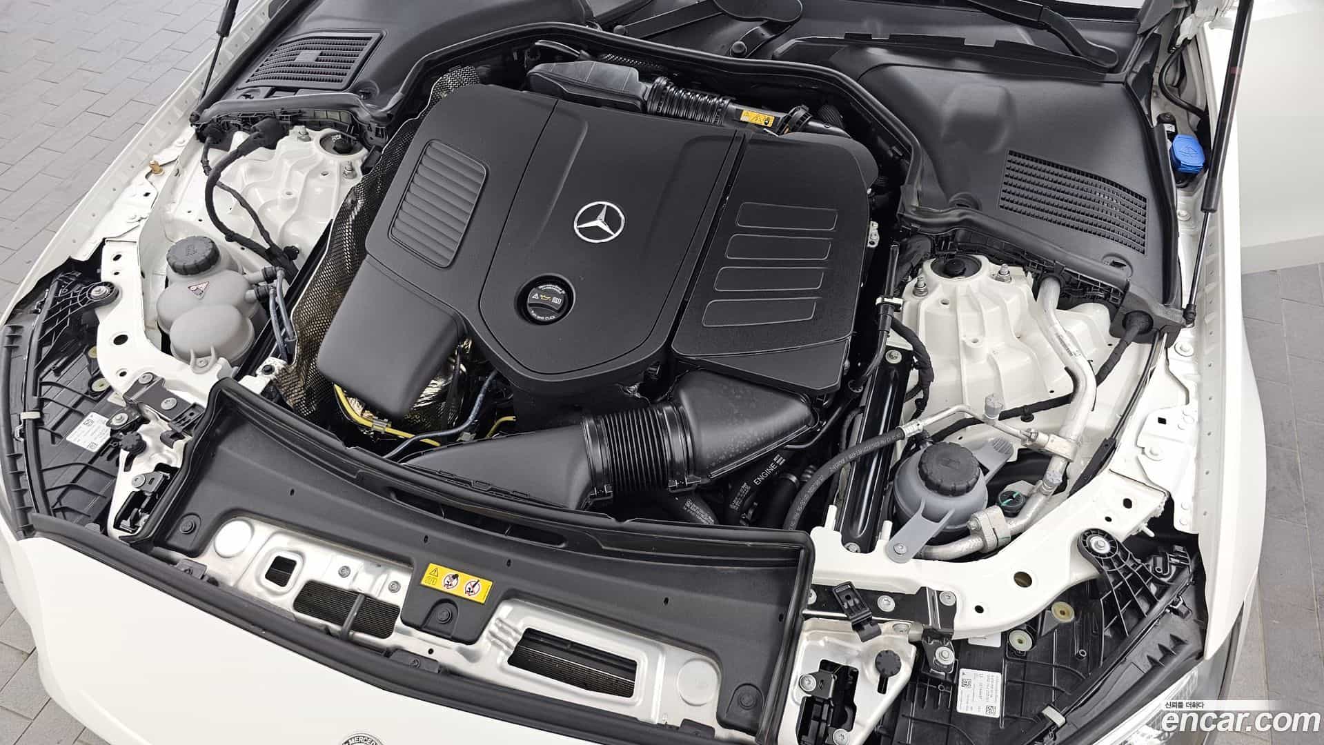 C-Class Mercedes-Benz 2025.3-OUTER-006