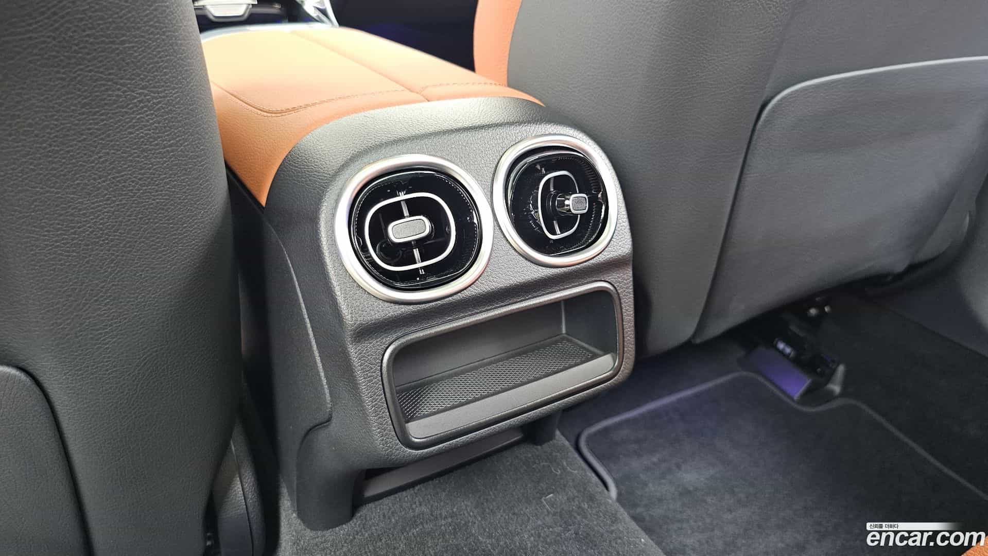 C-Class Mercedes-Benz 2025.3-OPTION-044