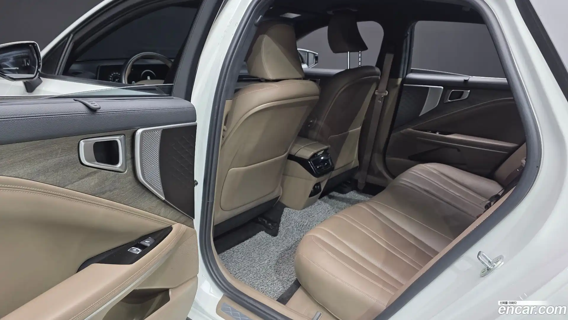 K8 Kia 2024.1-OPTION-016