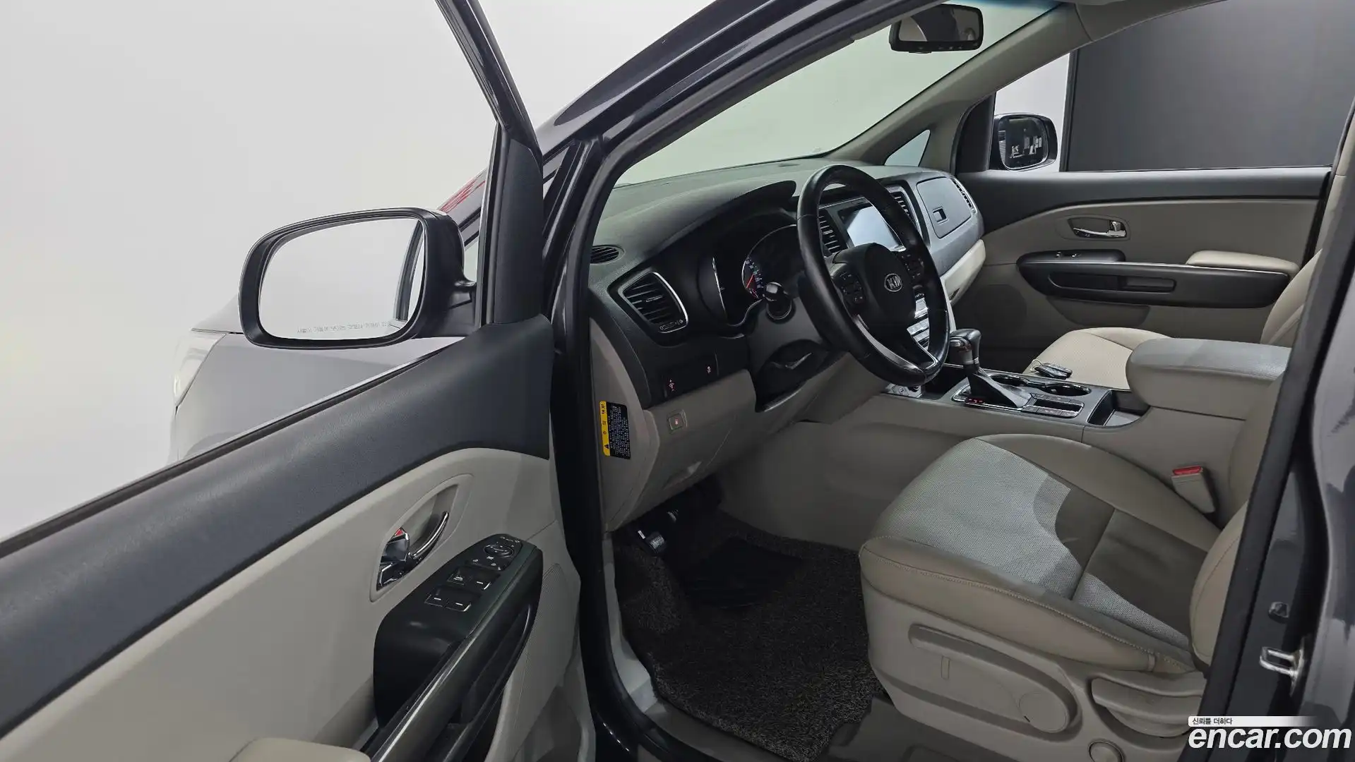 Canival Kia 2019.3-OPTION-015