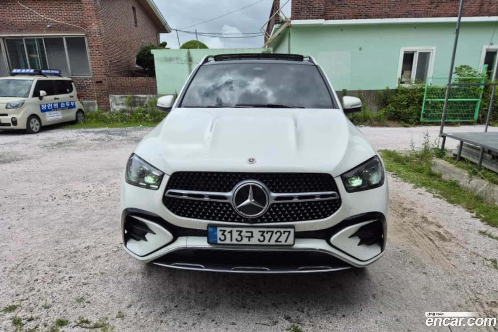 GLE-Class Mercedes-Benz 2025.6-OUTER-001