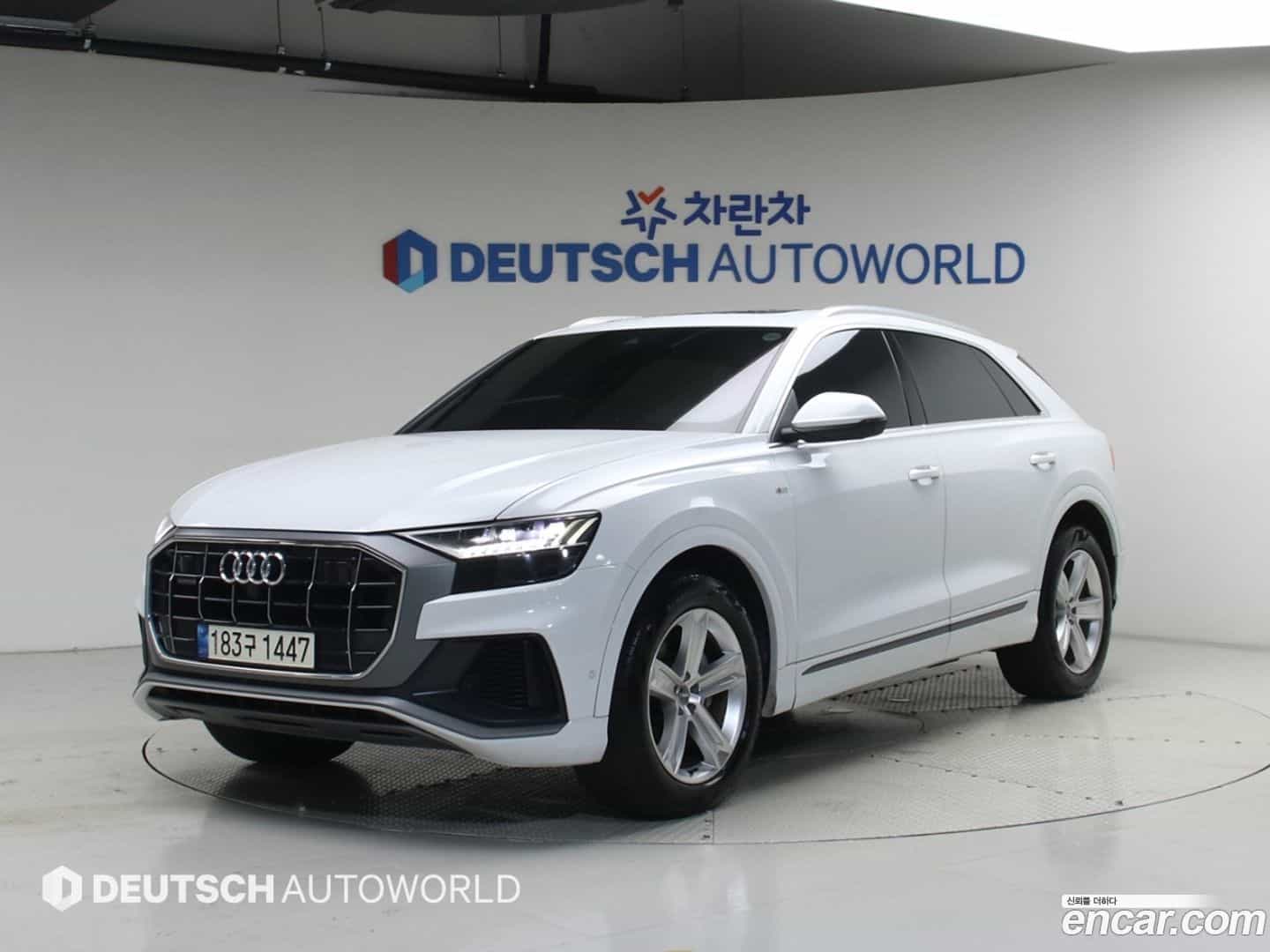 Q8 Audi 2021.2-OUTER-001