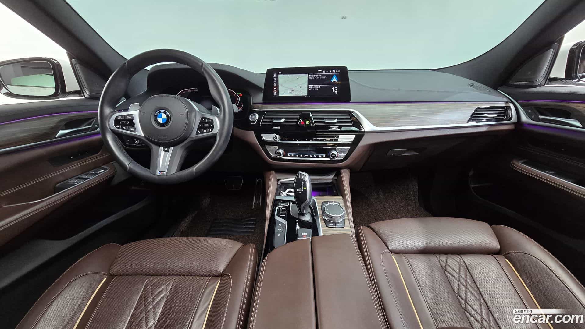 Gran Turismo BMW 2020.8-INNER-007