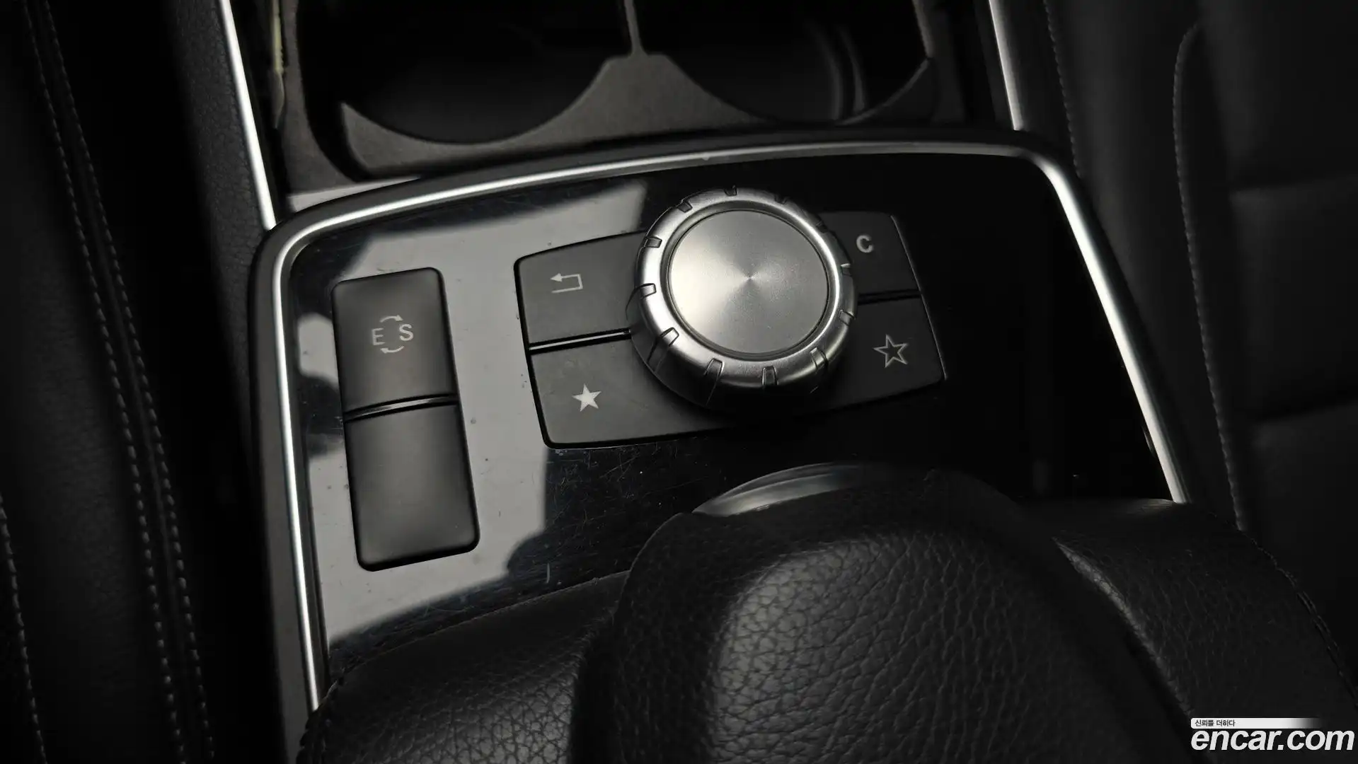 E-Class Mercedes-Benz 2013.11-OPTION-016