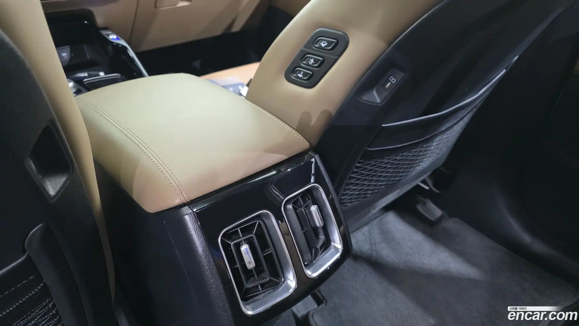 Sorento Kia 2024.3-OPTION-045