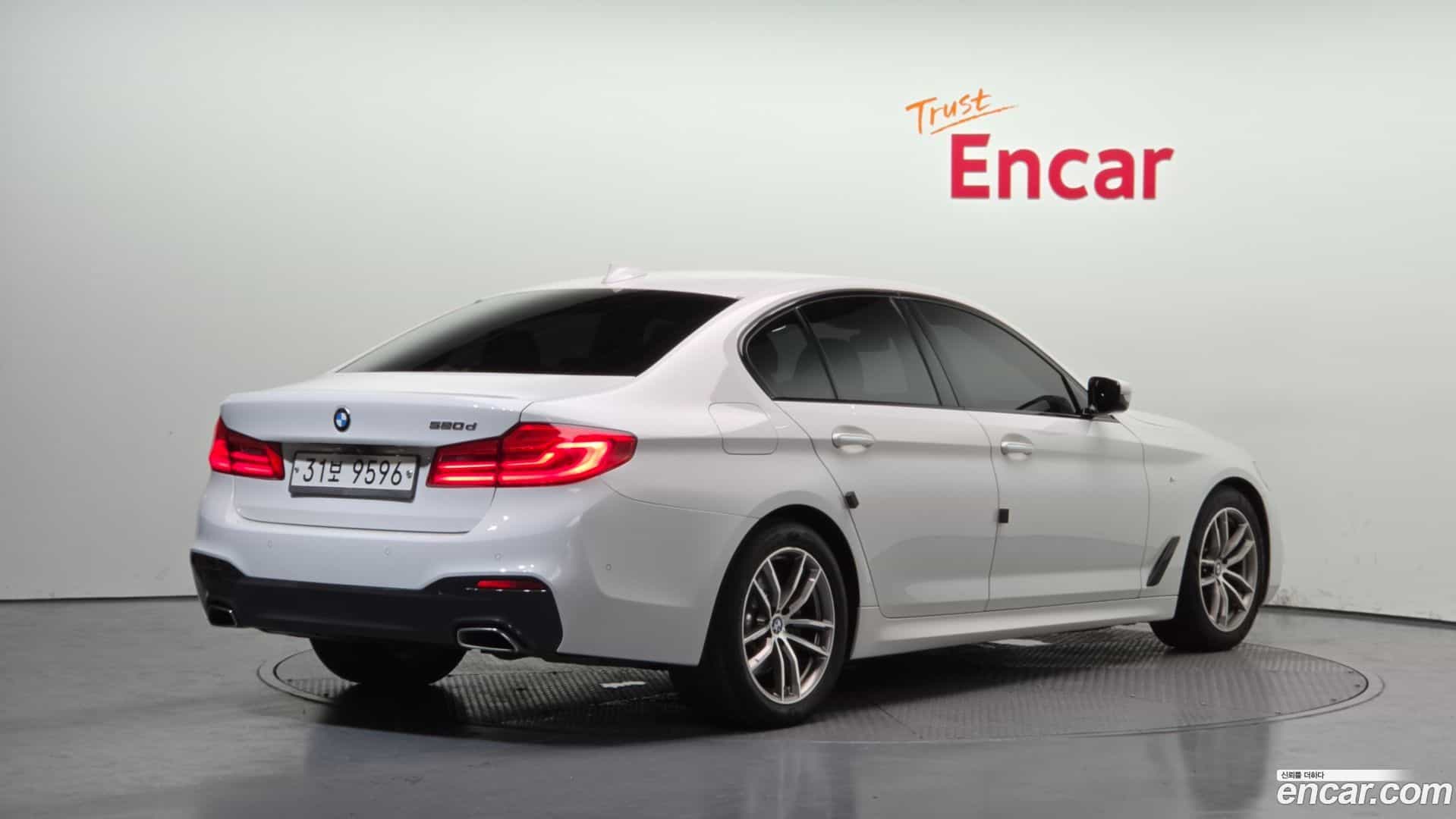 5-Series BMW 2017.2-OUTER-002