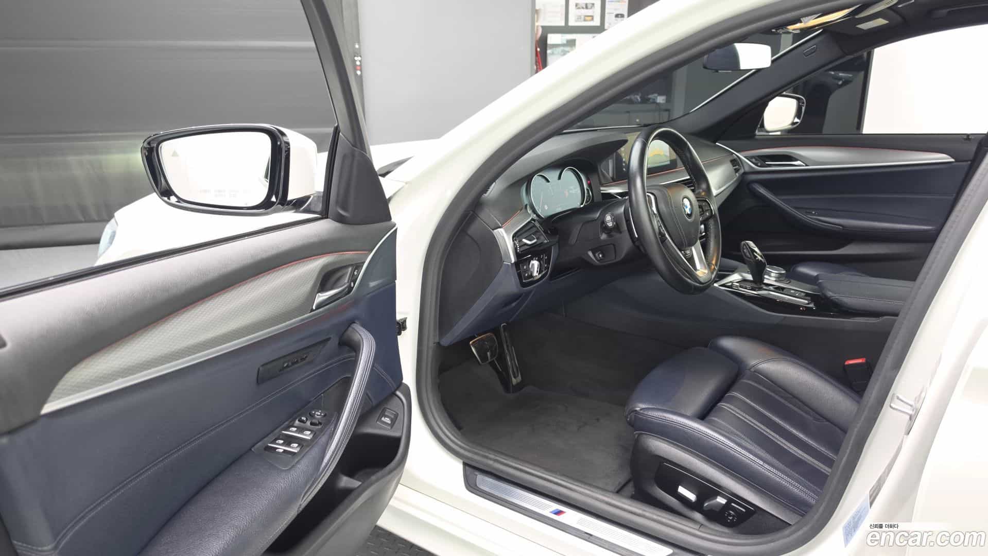 5-Series BMW 2017.2-INNER-010