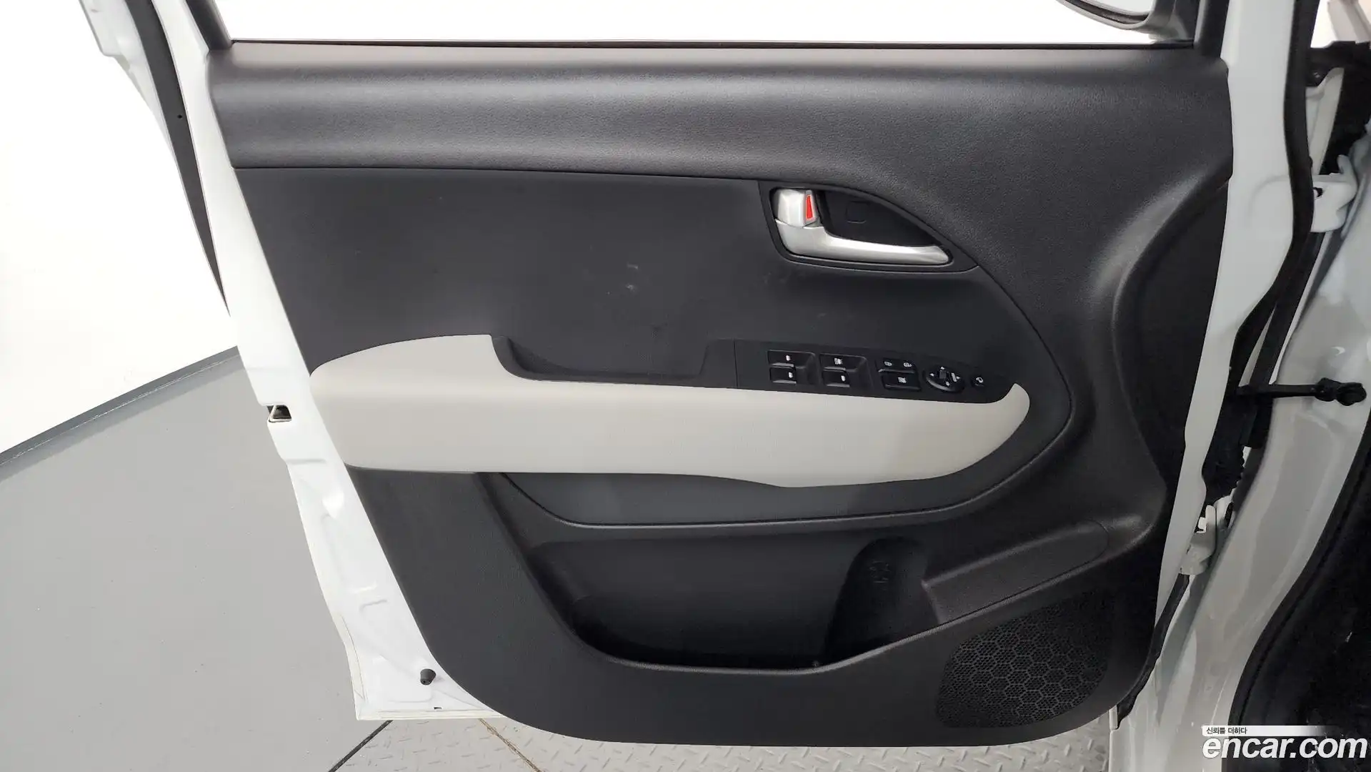 RAY Kia 2024.6-INNER-034