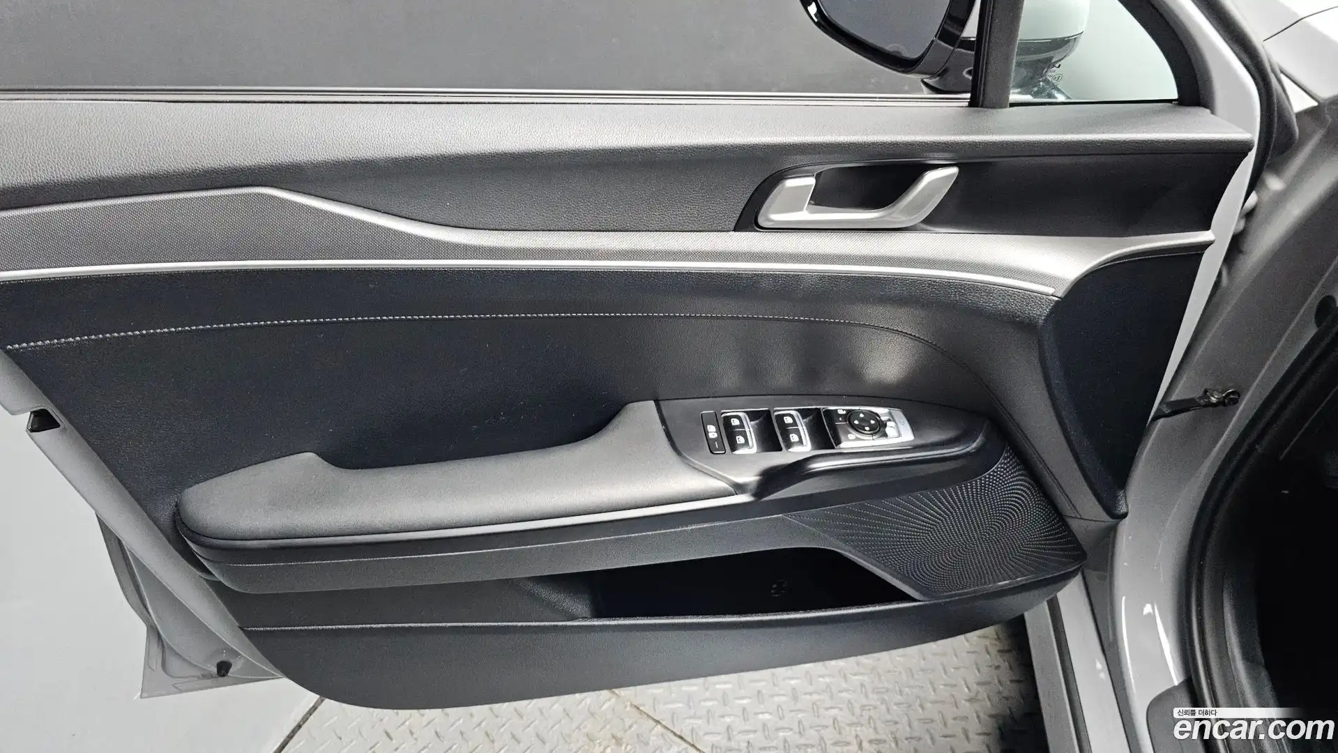 K5 Kia 2026.1-INNER-034
