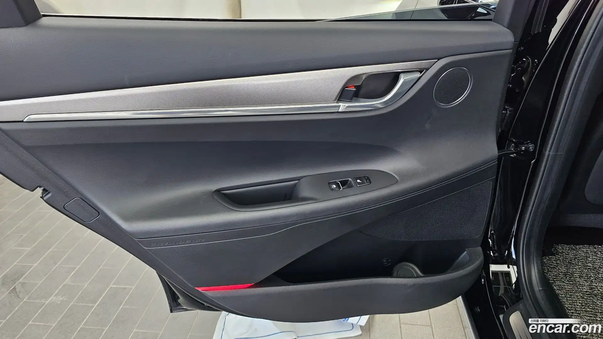 Grandeur Hyundai 2020.1-INNER-035