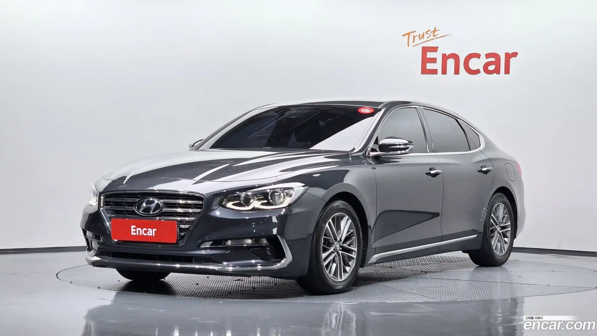 Grandeur Hyundai 2017.6-OUTER-001