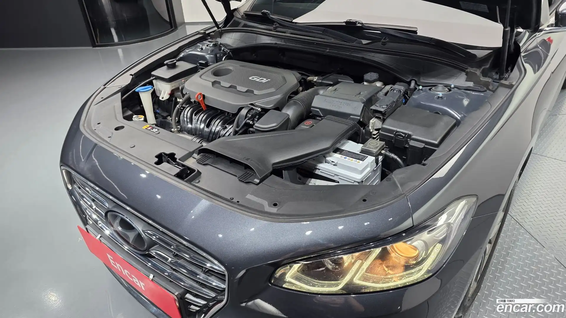 Grandeur Hyundai 2017.6-OUTER-006