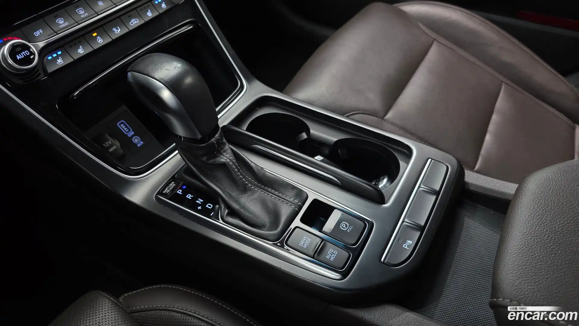 Grandeur Hyundai 2017.6-INNER-009