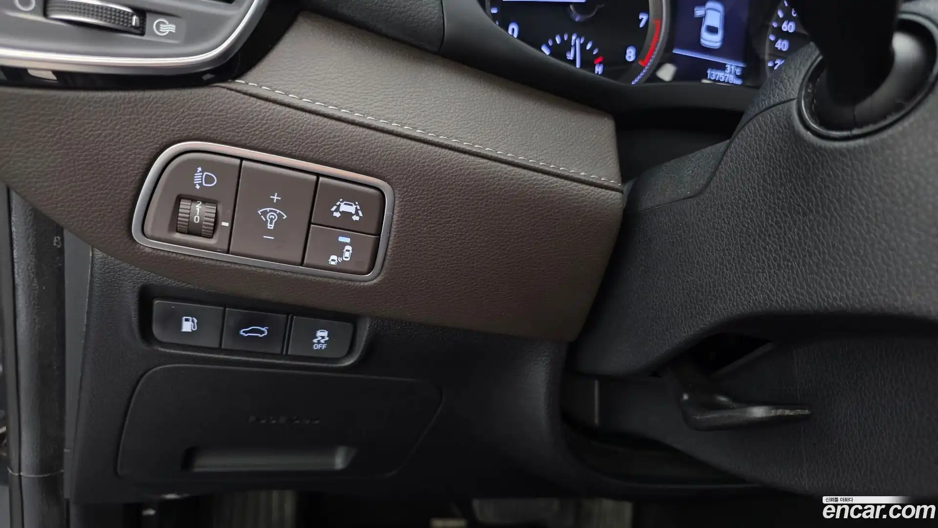 Grandeur Hyundai 2017.6-OPTION-021