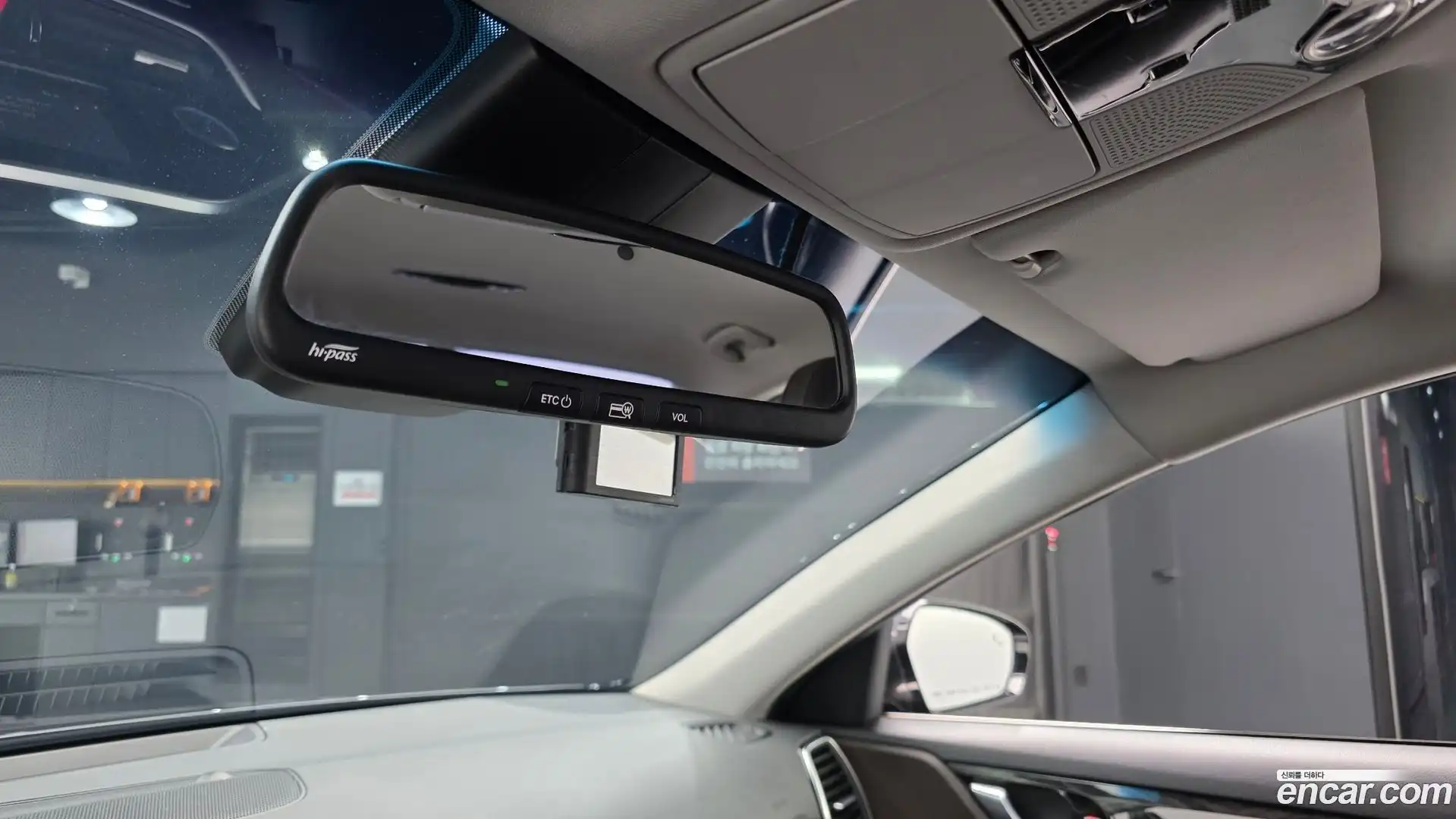 Grandeur Hyundai 2017.6-OPTION-041