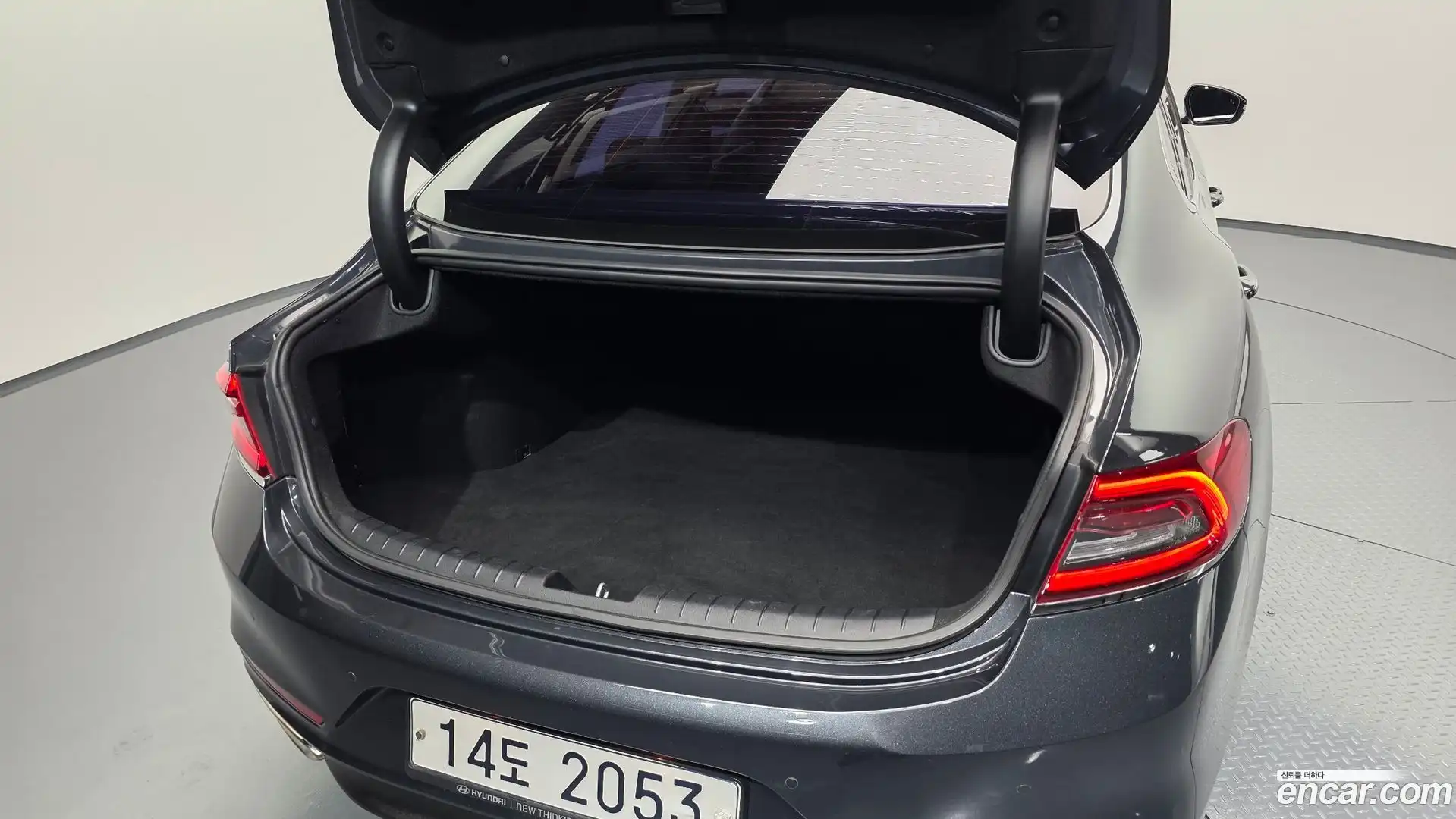 Grandeur Hyundai 2017.6-OPTION-043